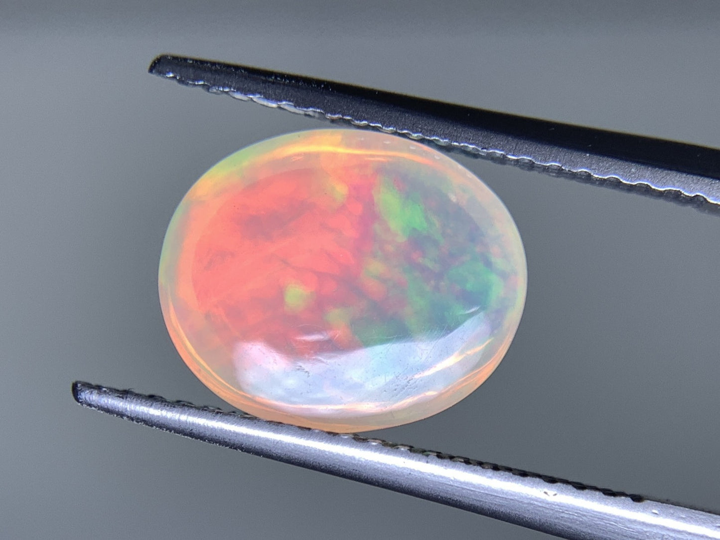 オパール  天然  2.748ct  宝石ソーティング付き  11.0㎜×9.1㎜×5.7㎜  ラッピング無料  ルース（ 裸石 ）  5151Y