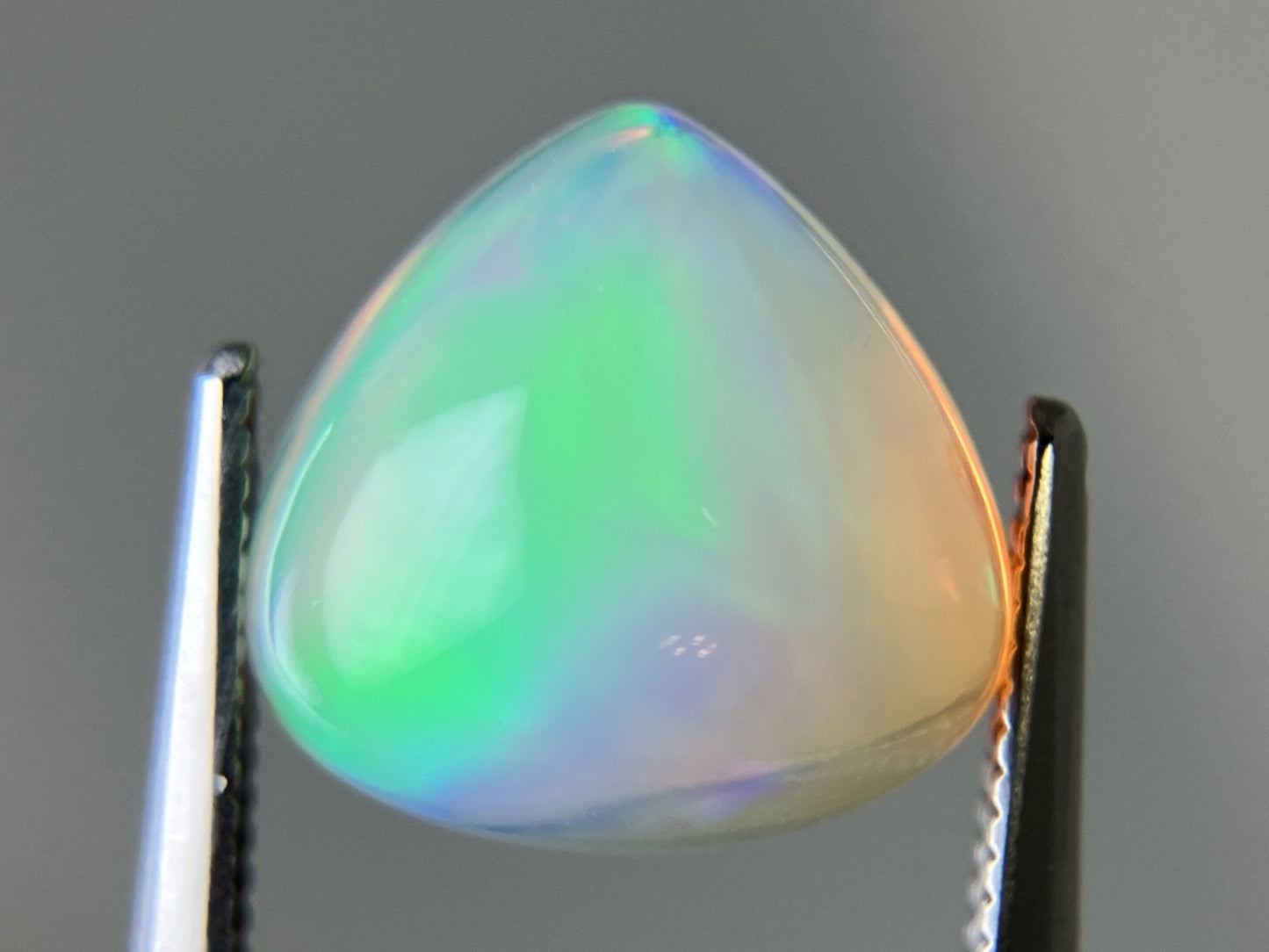 オパール 3.392ct 宝石ソーティング付き 10.5㎜×10.7㎜×6.4㎜ ルース（ 裸石 ） 4340YY