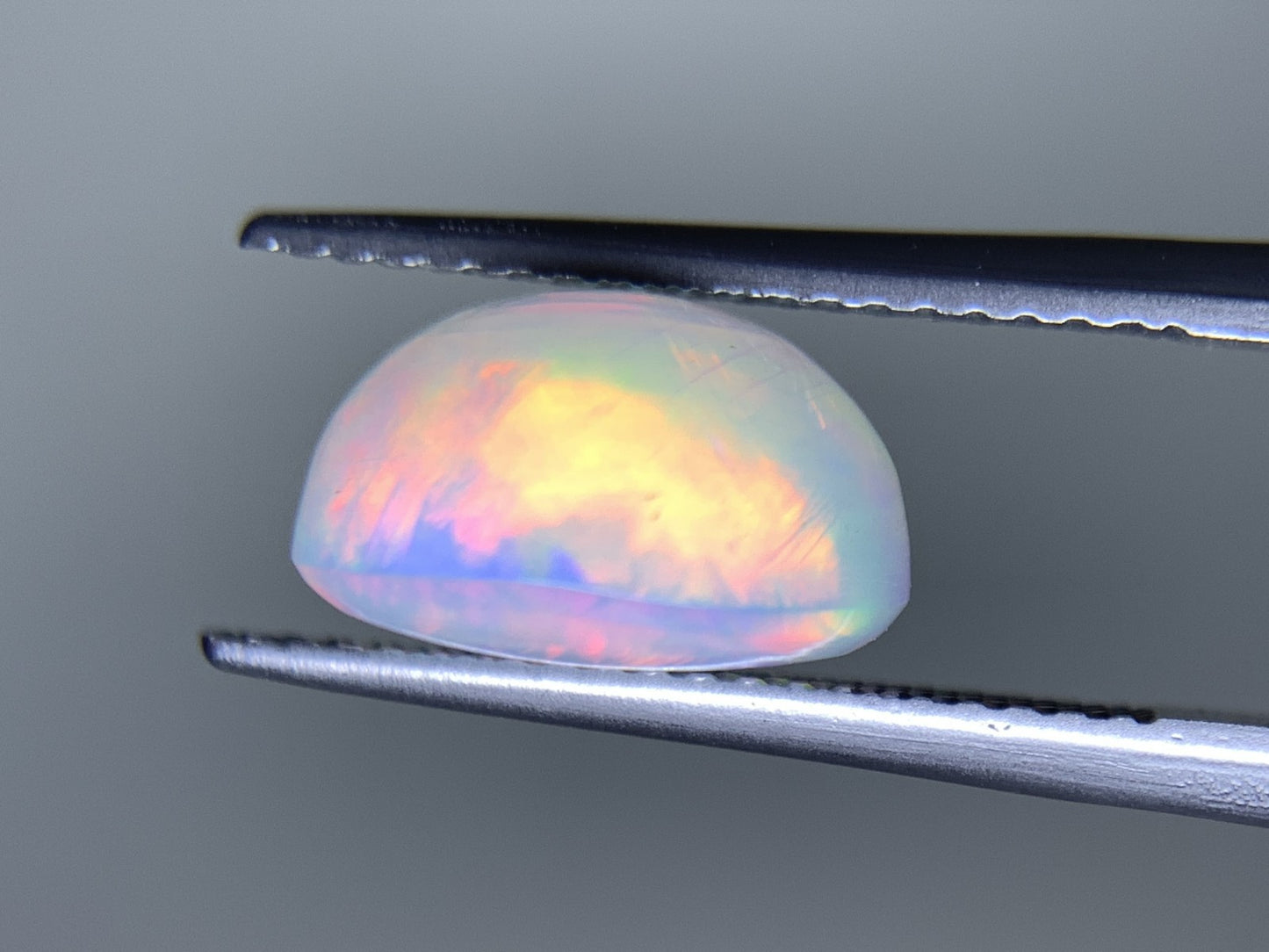 オパール 天然 3.229ct 宝石ソーティング付き 10.9㎜×8.9㎜×6.6㎜ ラッピング無料 ルース（ 裸石 ） 5153Y