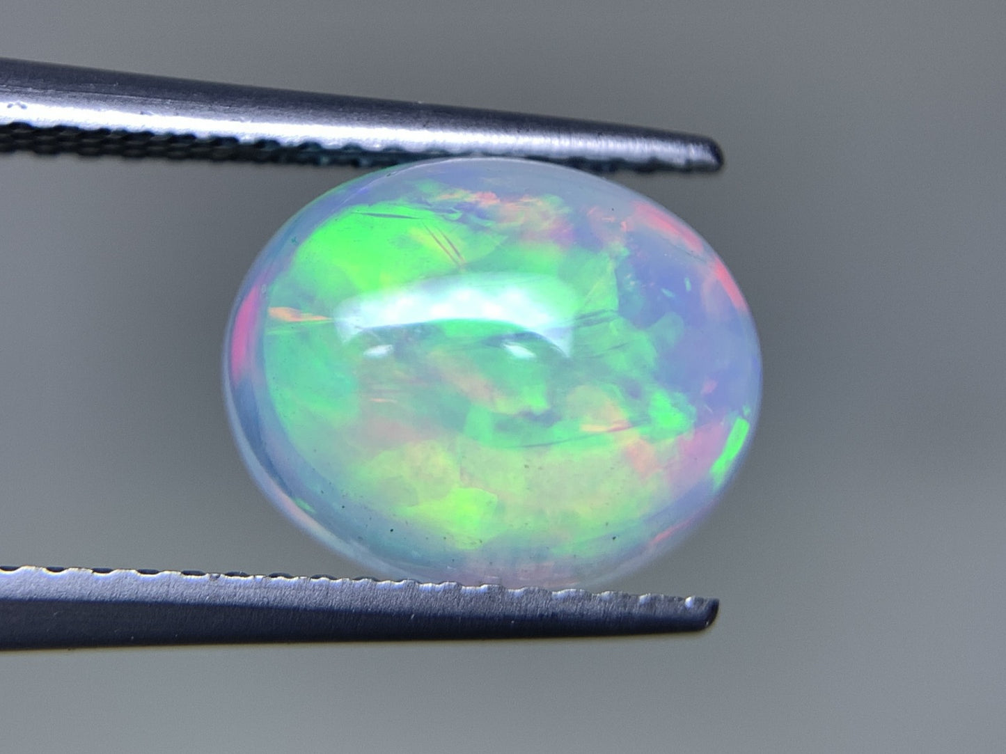 オパール  天然  2.134ct  宝石ソーティング付き  11.1㎜×8.9㎜×4.4㎜  ラッピング無料  ルース（ 裸石 ）  5150Y