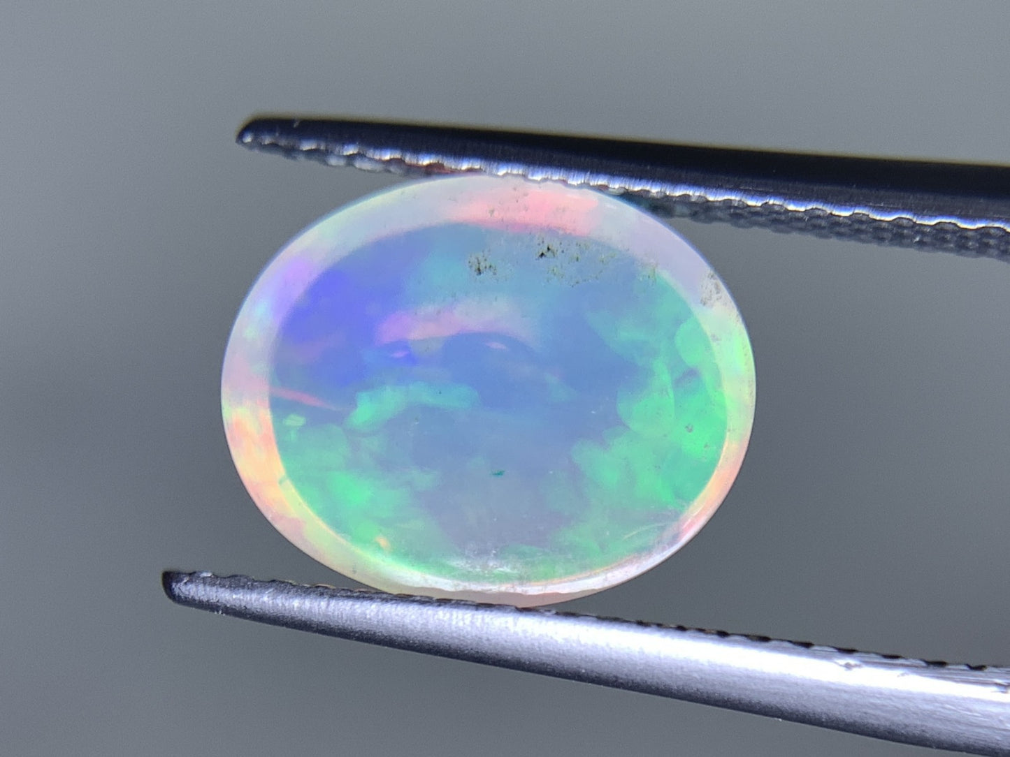 オパール  天然  2.134ct  宝石ソーティング付き  11.1㎜×8.9㎜×4.4㎜  ラッピング無料  ルース（ 裸石 ）  5150Y