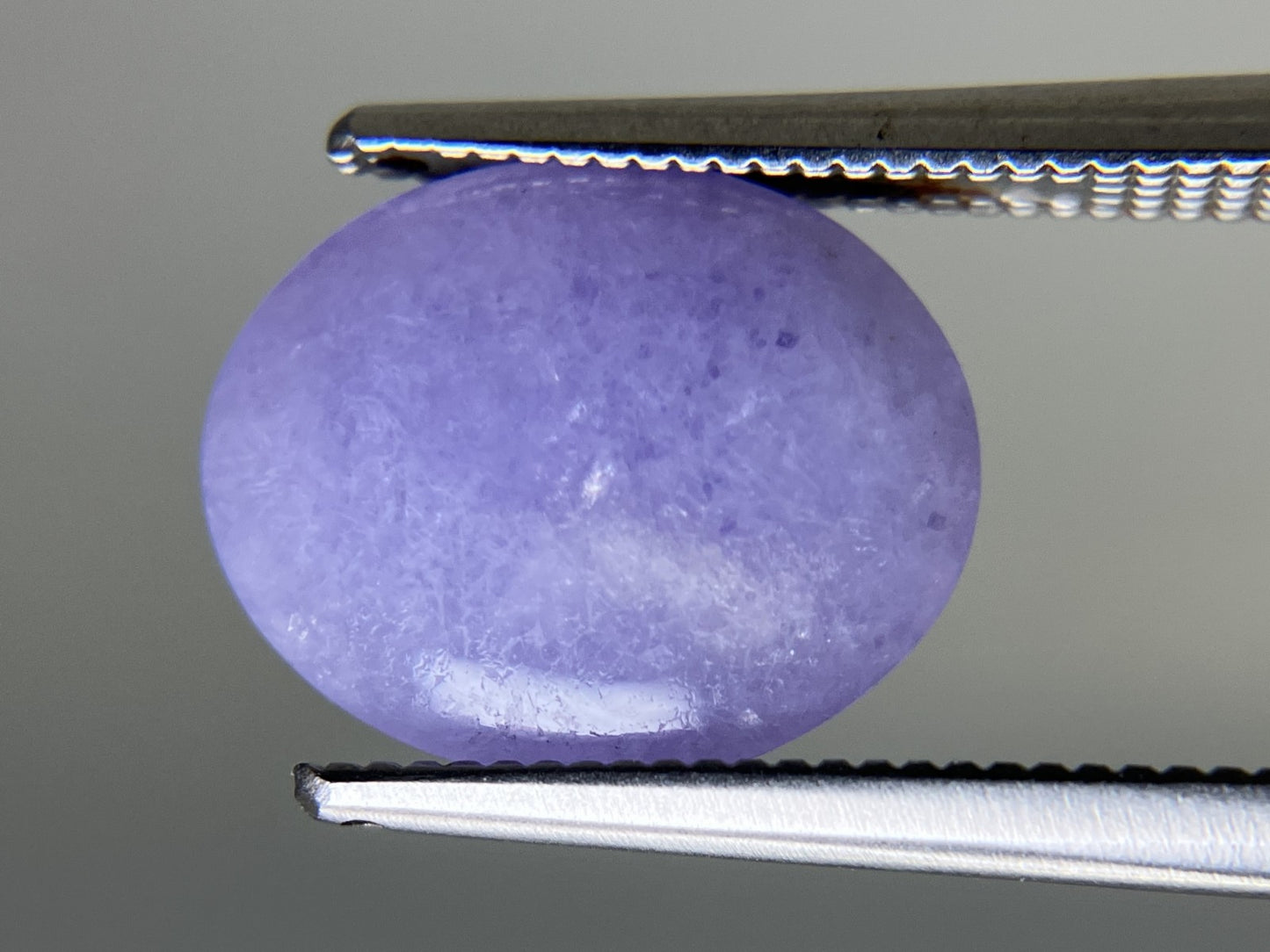 ひすい（ヒスイ 翡翠） 天然 4.133ct 宝石ソーティング付き 11.5㎜×9.2㎜×4.5㎜ ルース（ 裸石 ） 7135YY