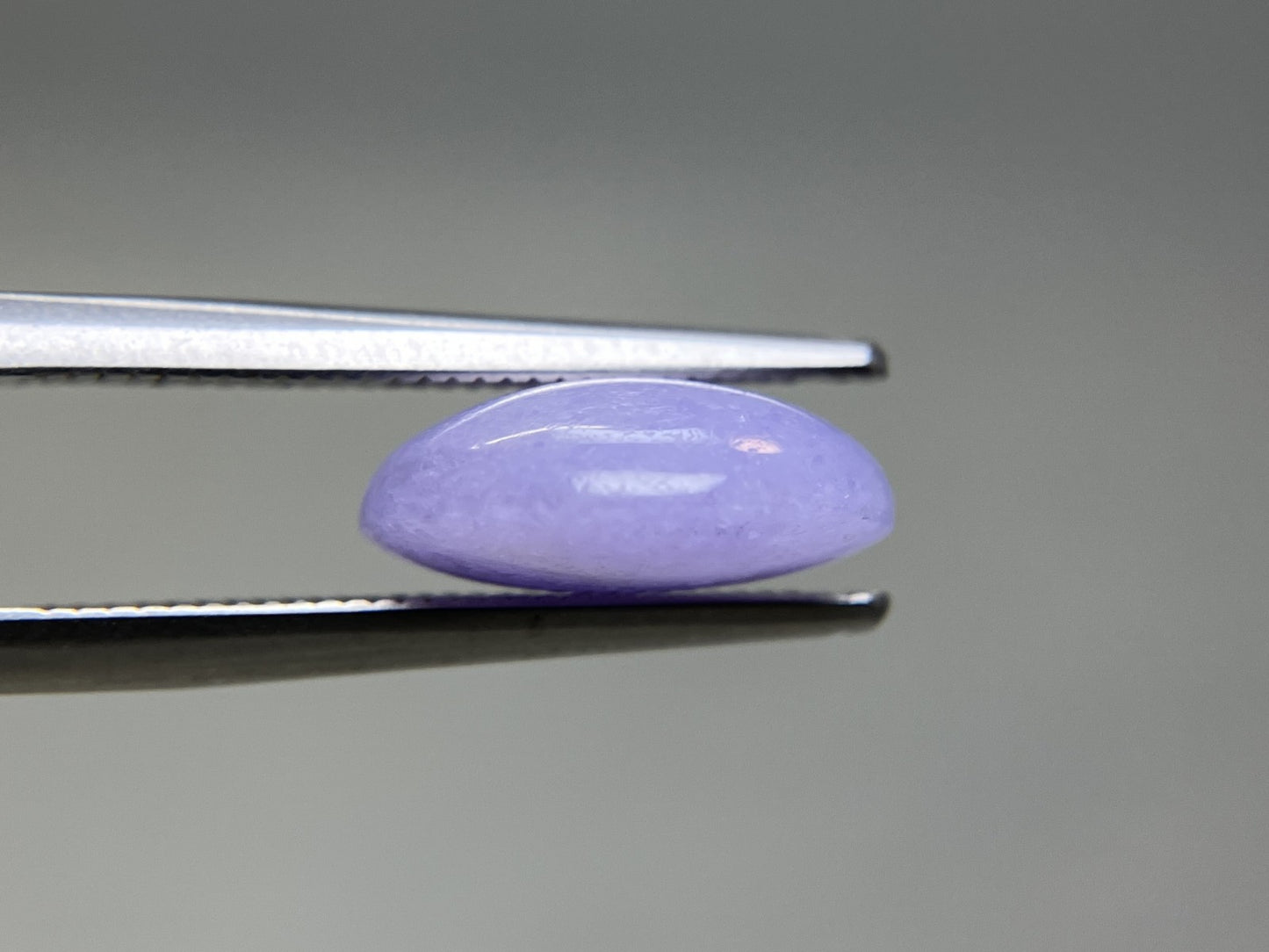 ひすい（ヒスイ 翡翠） 天然 4.133ct 宝石ソーティング付き 11.5㎜×9.2㎜×4.5㎜ ルース（ 裸石 ） 7135YY