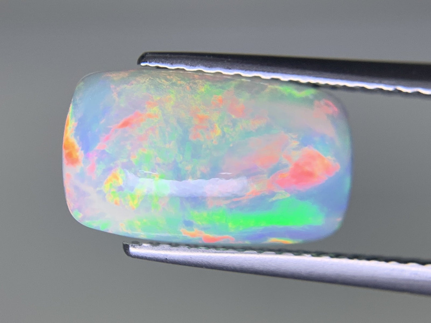 オパール 1.949ct 宝石ソーティング付き  13.0㎜×7.8㎜×3.6㎜  ルース（ 裸石 ） 3626Y