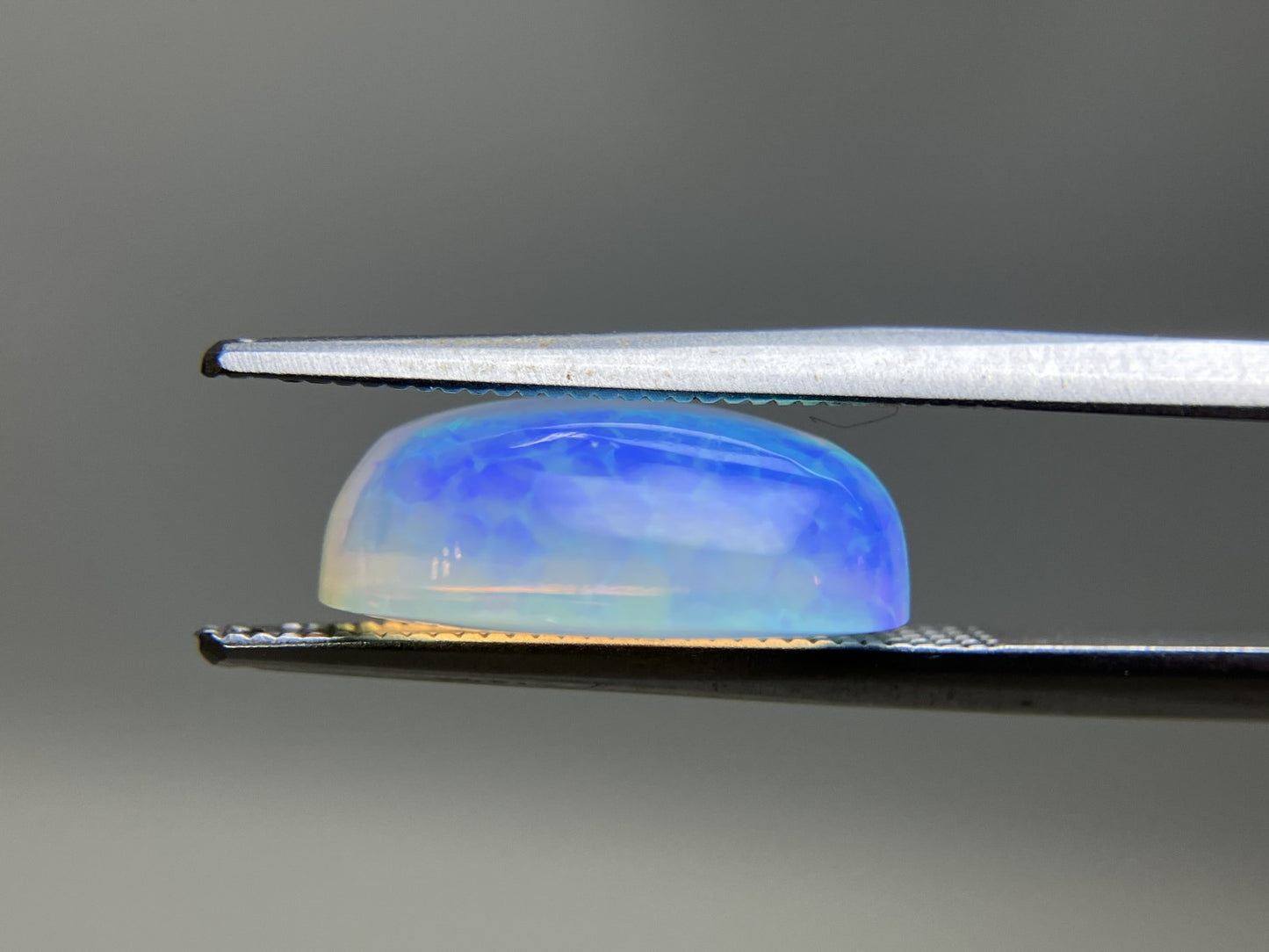オパール 3.689ct 宝石ソーティング付き 13.8㎜×9.8㎜×5.3㎜ ルース（ 裸石 ） 4328YY