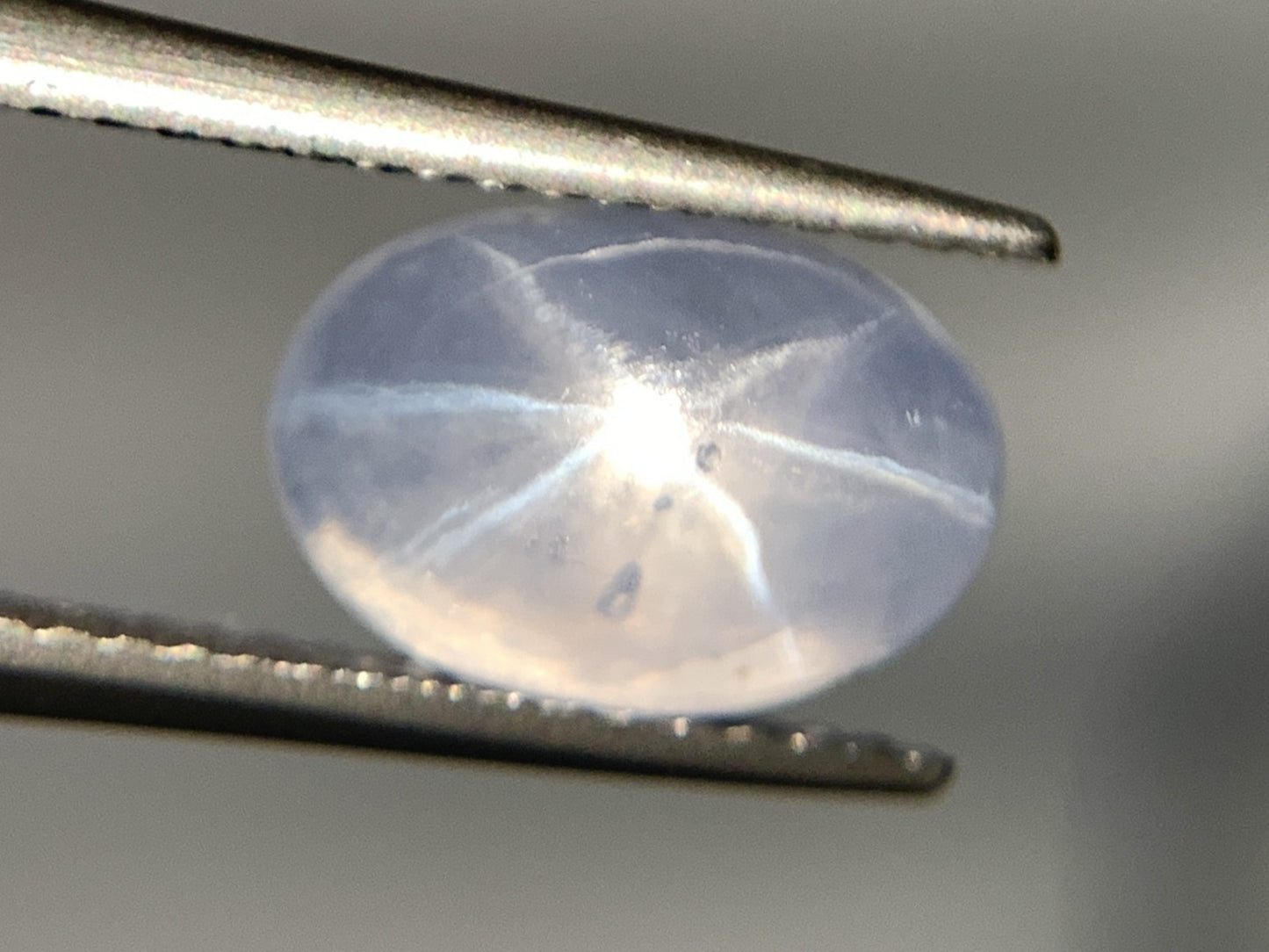 スターサファイア 天然  4.683ct  中央宝石ソーティング付き  10.4㎜×7.1㎜×6.0㎜  ルース（ 裸石 ） 5882Y