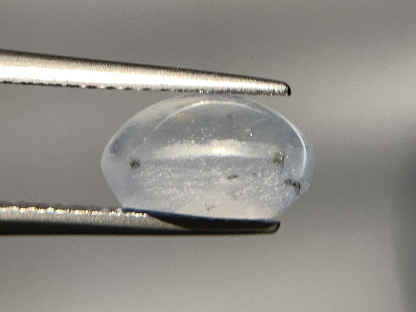 スターサファイア 天然  4.683ct  中央宝石ソーティング付き  10.4㎜×7.1㎜×6.0㎜  ルース（ 裸石 ） 5882Y