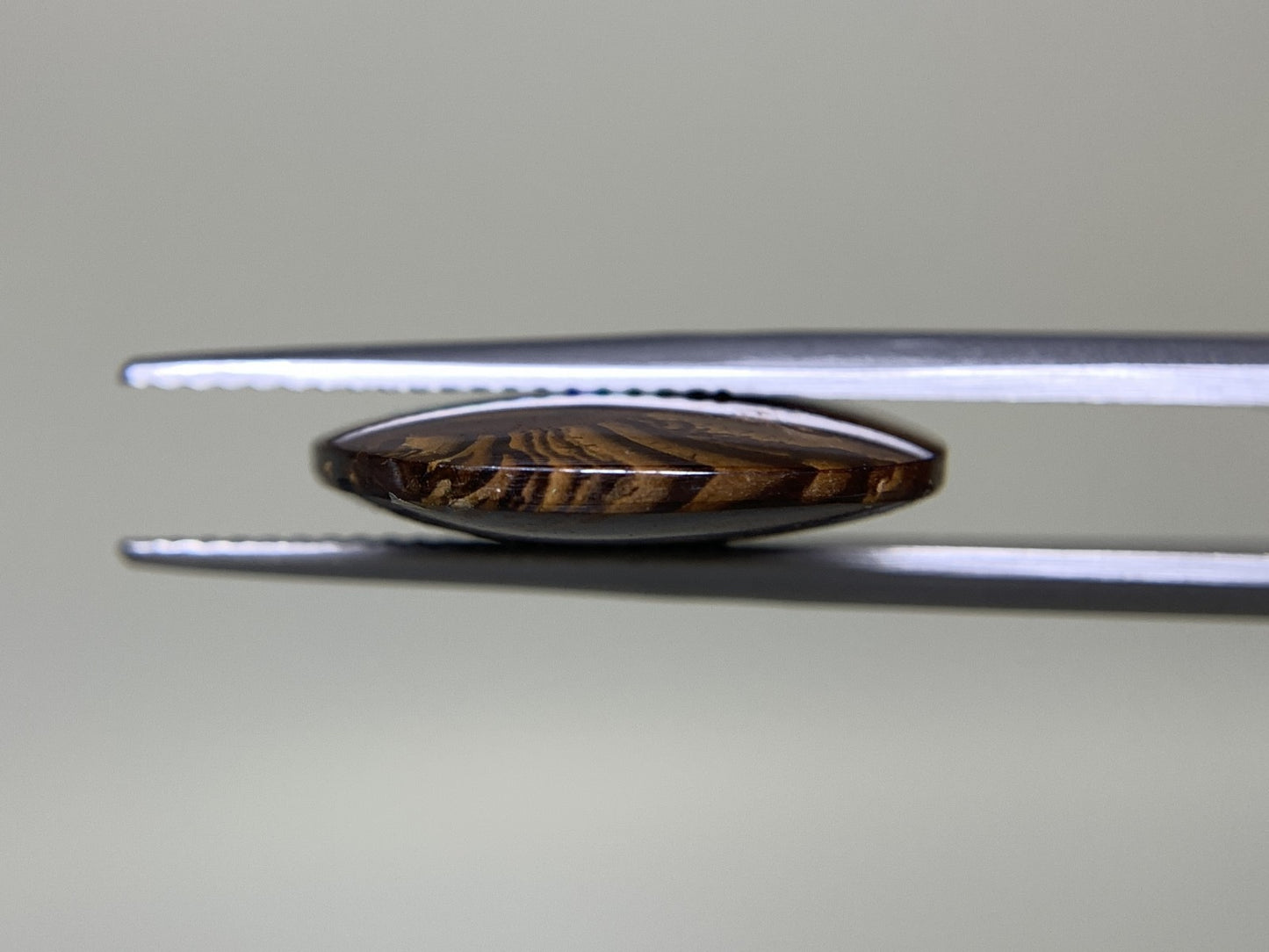 ボルダーオパール 12.414ct 宝石ソーティング付き  23.5㎜×17.1㎜×4.2㎜  ルース（ 裸石 ） 2522Y