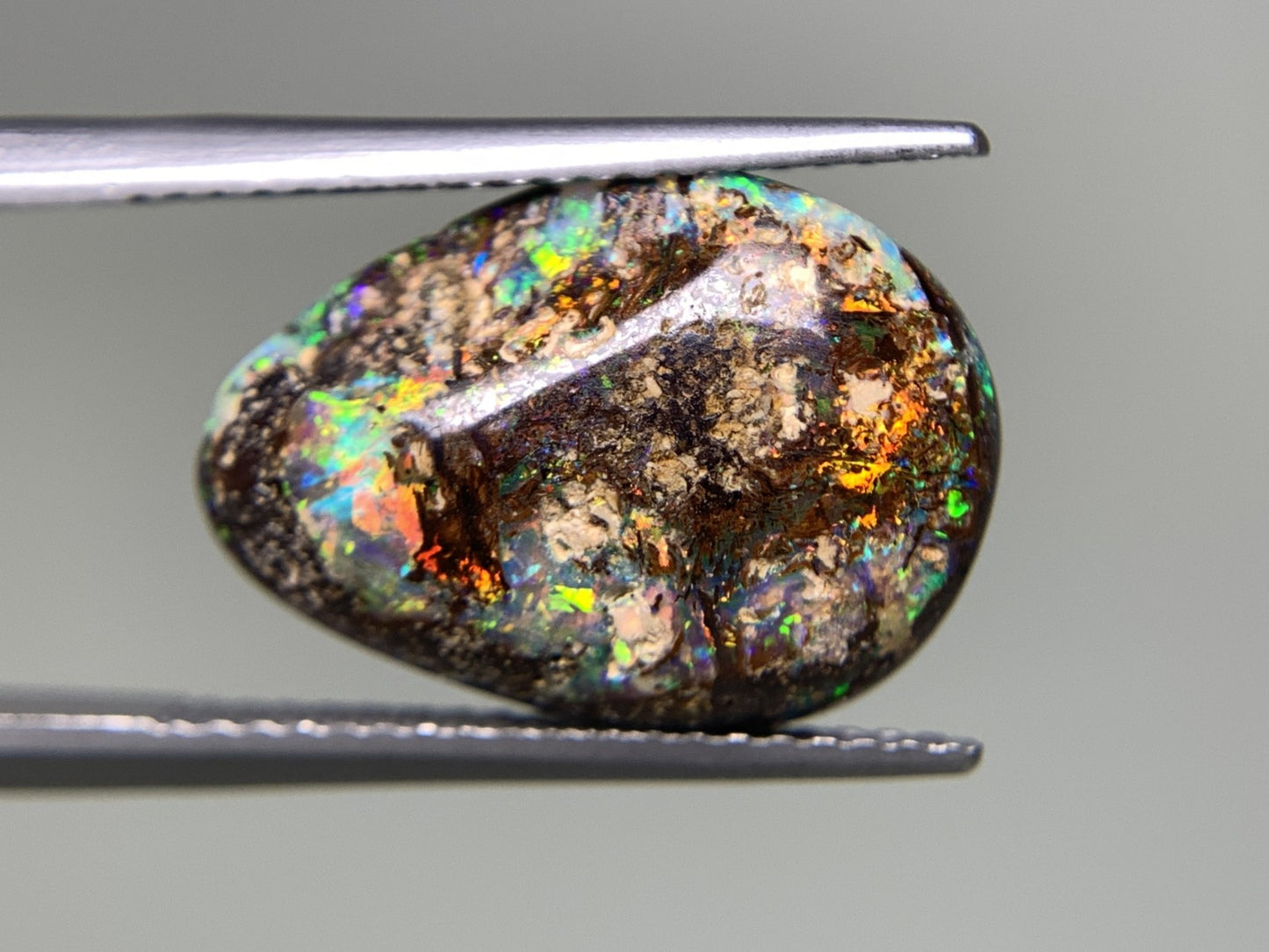 ボルダーオパール 4.596ct 宝石ソーティング付き  16.2㎜×11.2㎜×4.0㎜  ルース（ 裸石 ） 2523Y