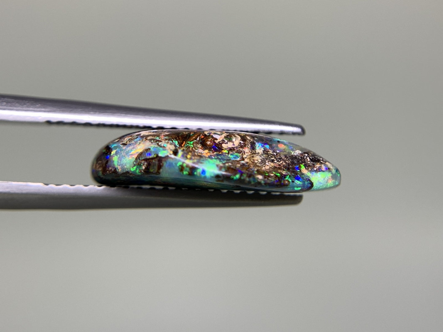 ボルダーオパール 4.596ct 宝石ソーティング付き  16.2㎜×11.2㎜×4.0㎜  ルース（ 裸石 ） 2523Y