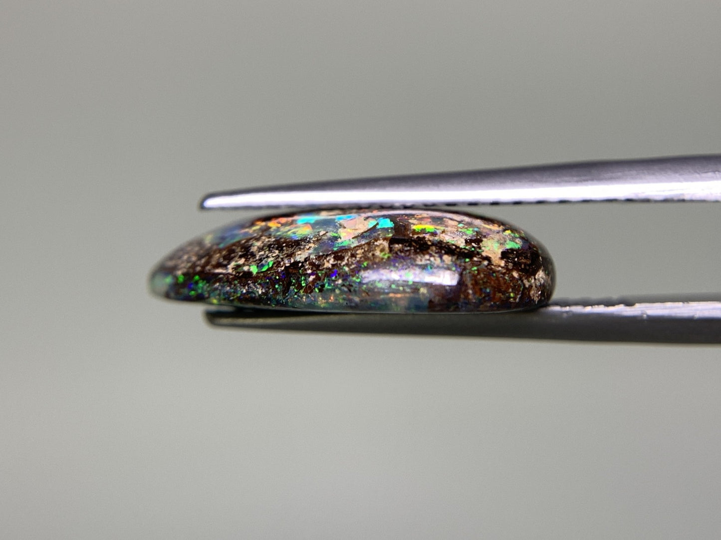 ボルダーオパール 4.596ct 宝石ソーティング付き  16.2㎜×11.2㎜×4.0㎜  ルース（ 裸石 ） 2523Y