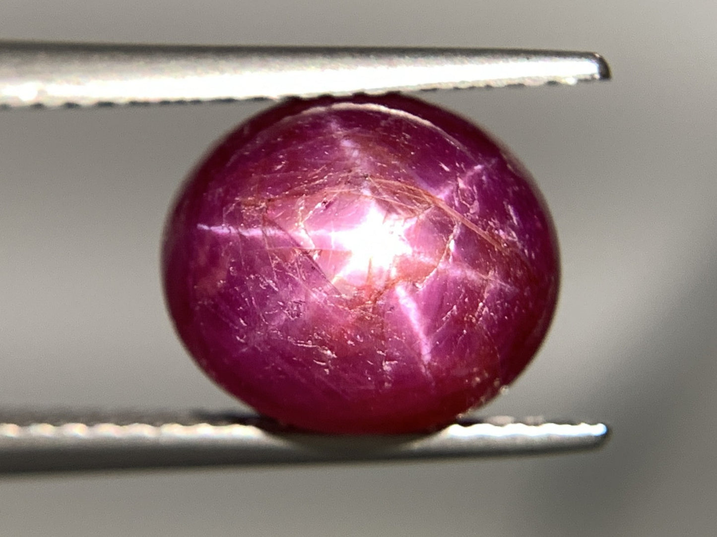 スタールビー 天然  5.891ct  宝石ソーティング付き  10.1㎜×8.8㎜×6.5㎜ ルース（ 裸石 ）  5921Y