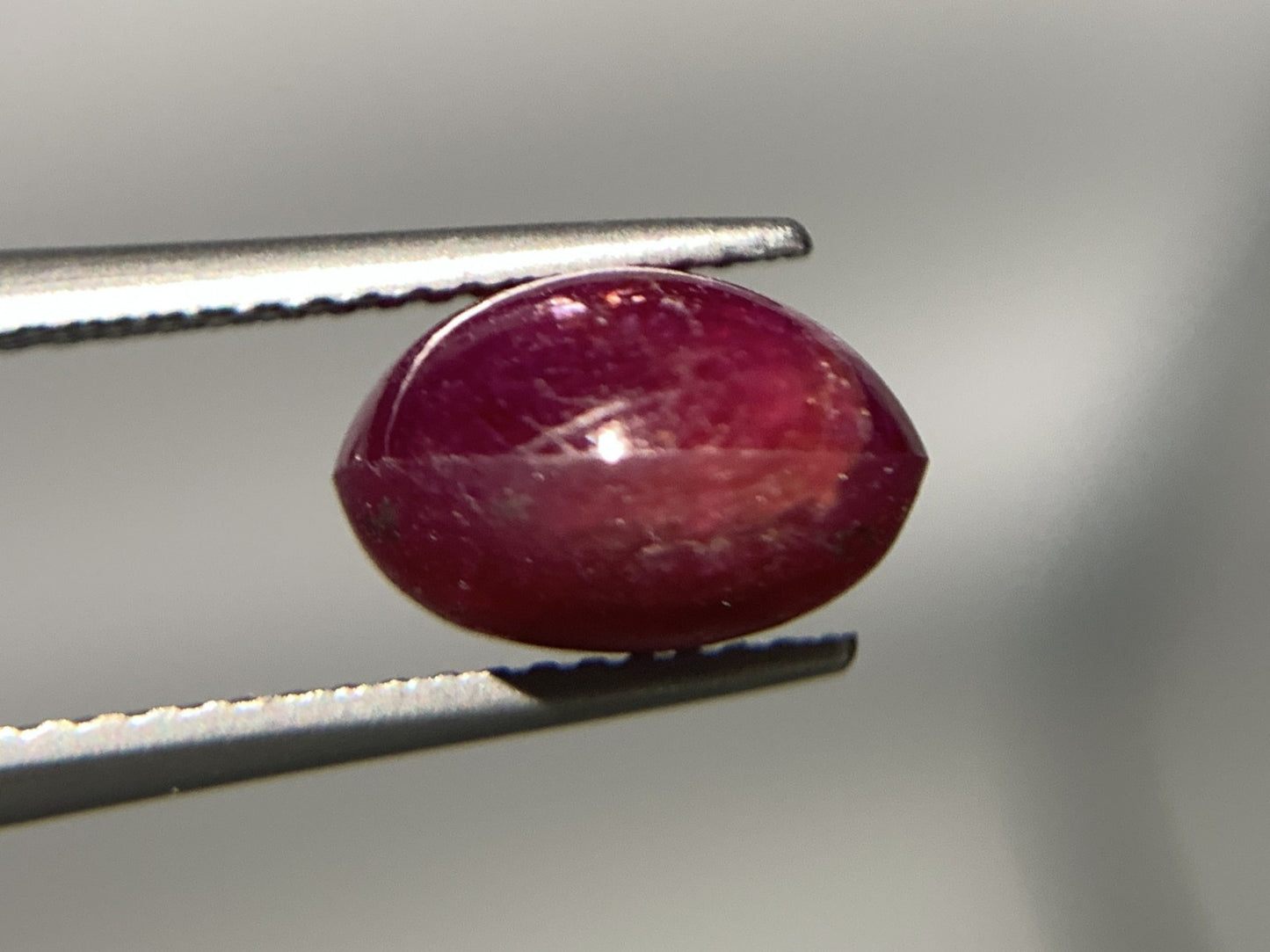 スタールビー 天然  5.891ct  宝石ソーティング付き  10.1㎜×8.8㎜×6.5㎜ ルース（ 裸石 ）  5921Y