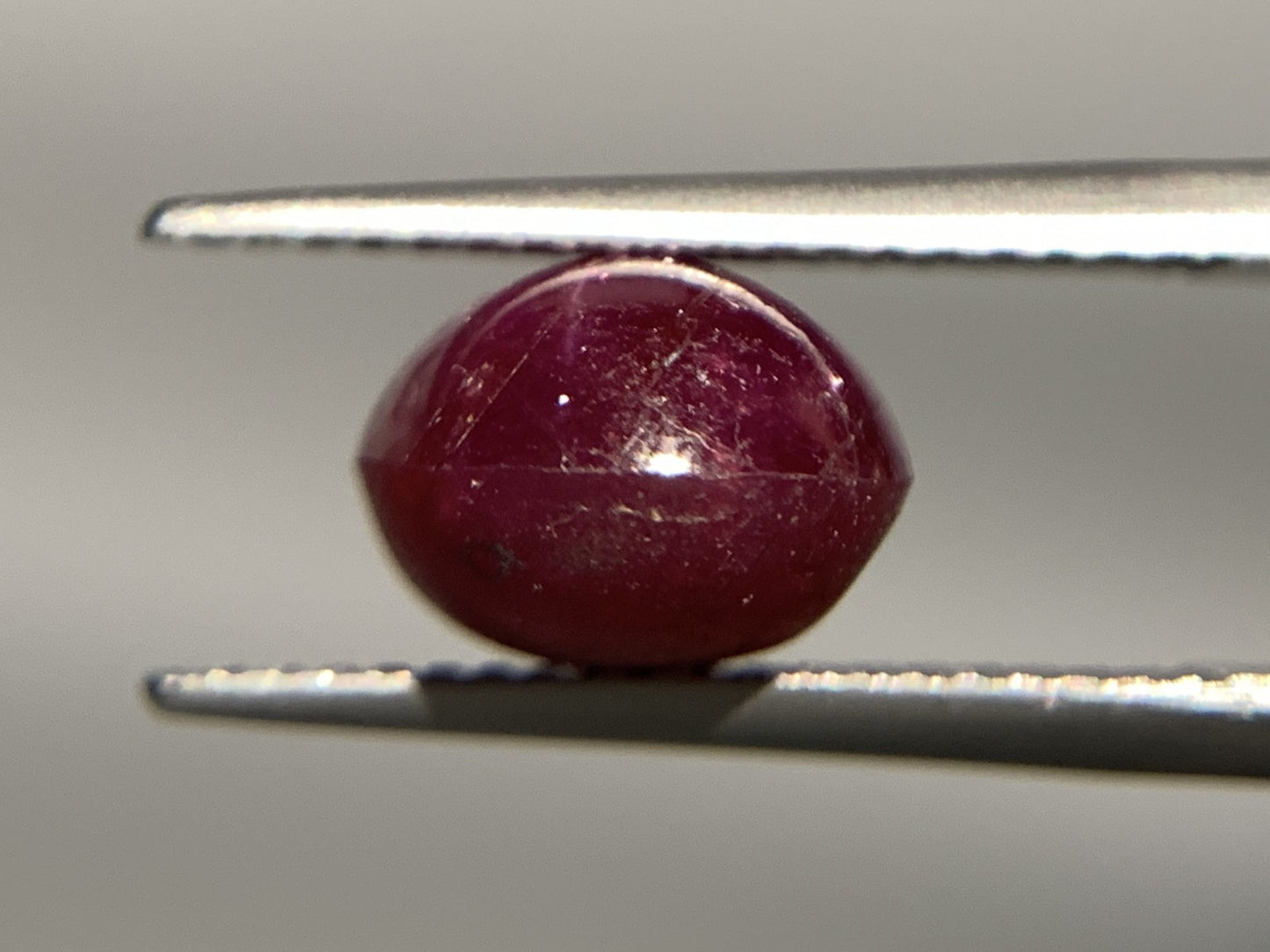 スタールビー 天然  5.891ct  宝石ソーティング付き  10.1㎜×8.8㎜×6.5㎜ ルース（ 裸石 ）  5921Y