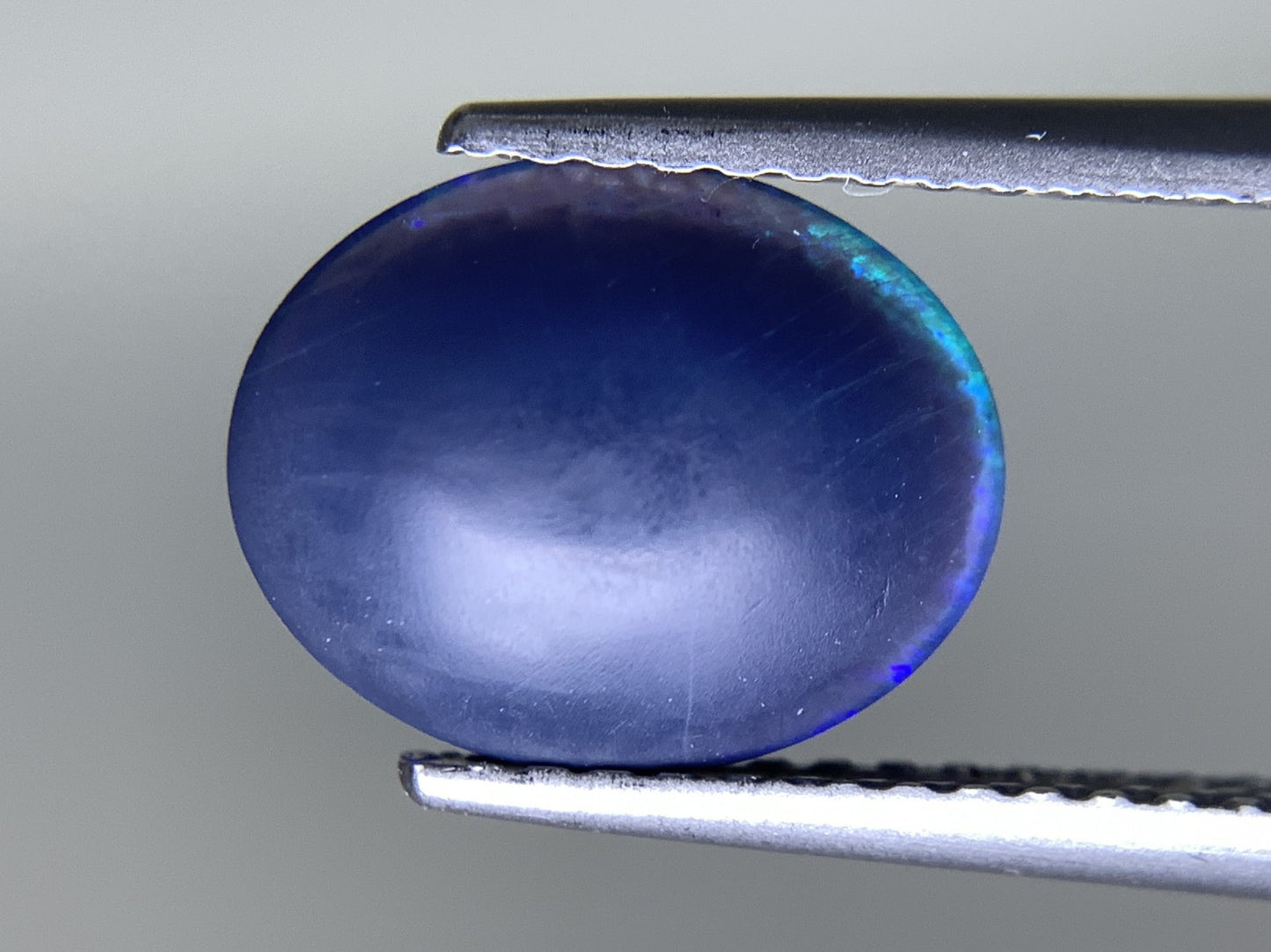 ブラックオパール 天然  1.491ct  中央宝石ソーティング付き  10.1㎜×8.1㎜×3.2㎜  ルース（ 裸石 ） 5716Y