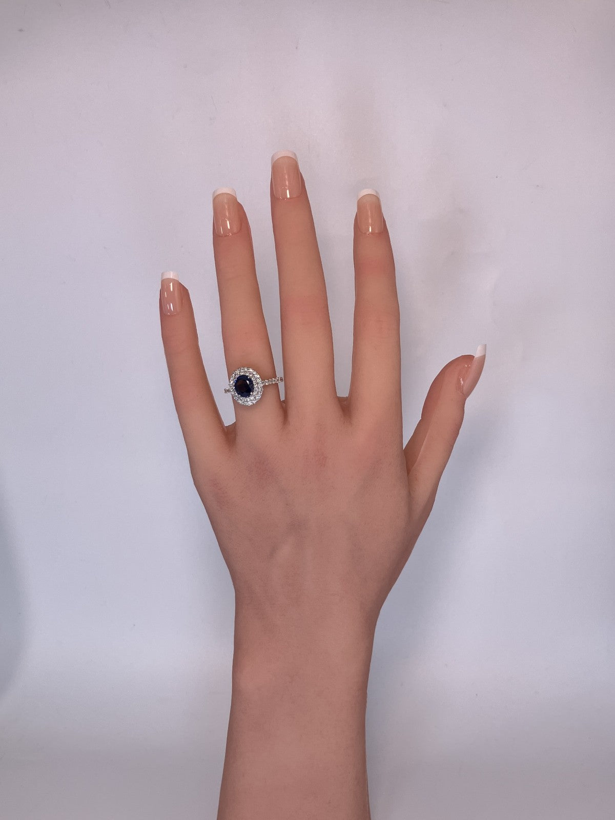 サファイア 1.34ct コンフラワーブルー 非加熱 AIGS鑑別書 D0.72ct PT900 5.2g 指輪 （JP13号） サイズ直し無料 9427K