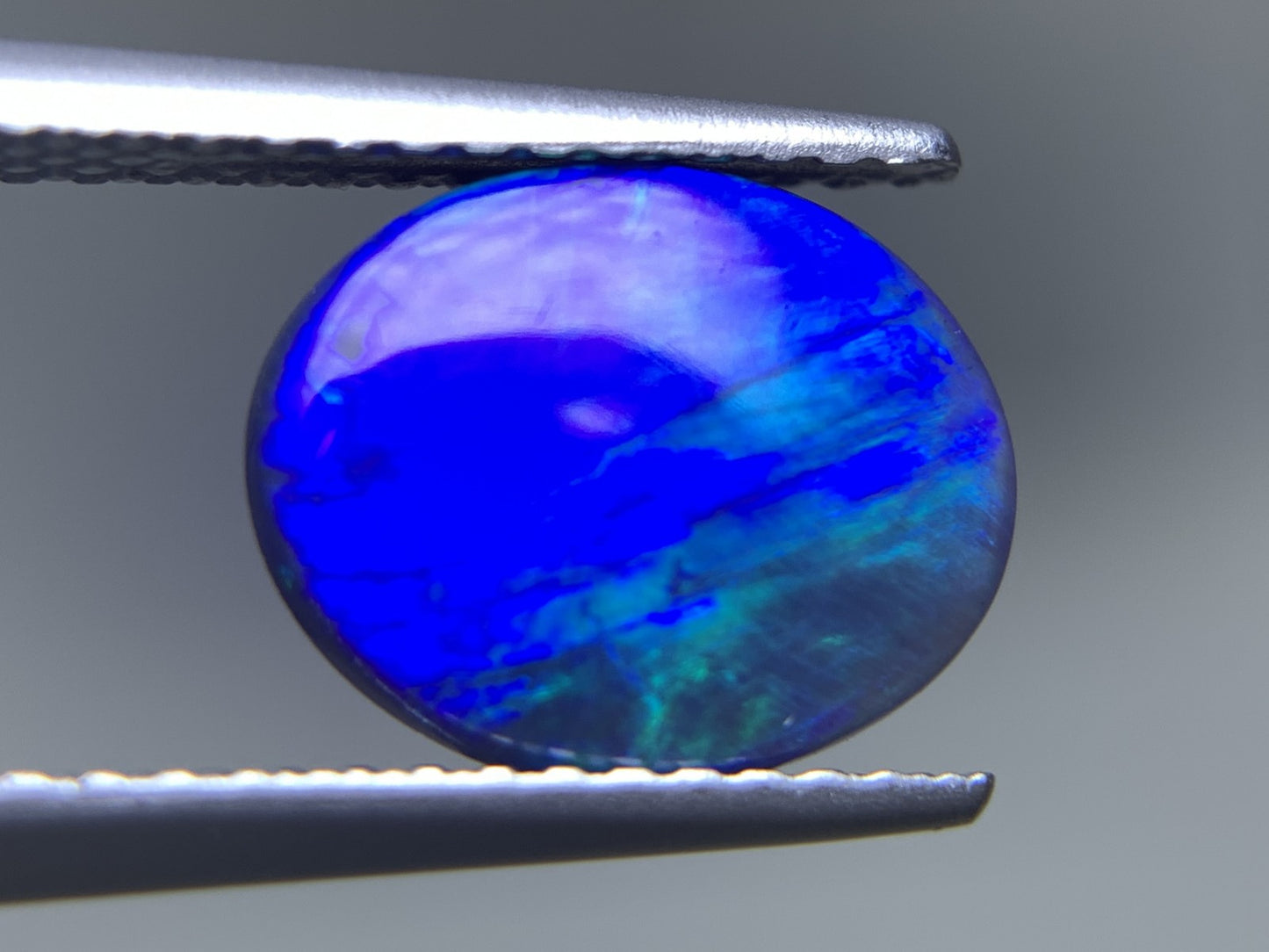 ブラックオパール 天然  1.491ct  中央宝石ソーティング付き  10.1㎜×8.1㎜×3.2㎜  ルース（ 裸石 ） 5716Y