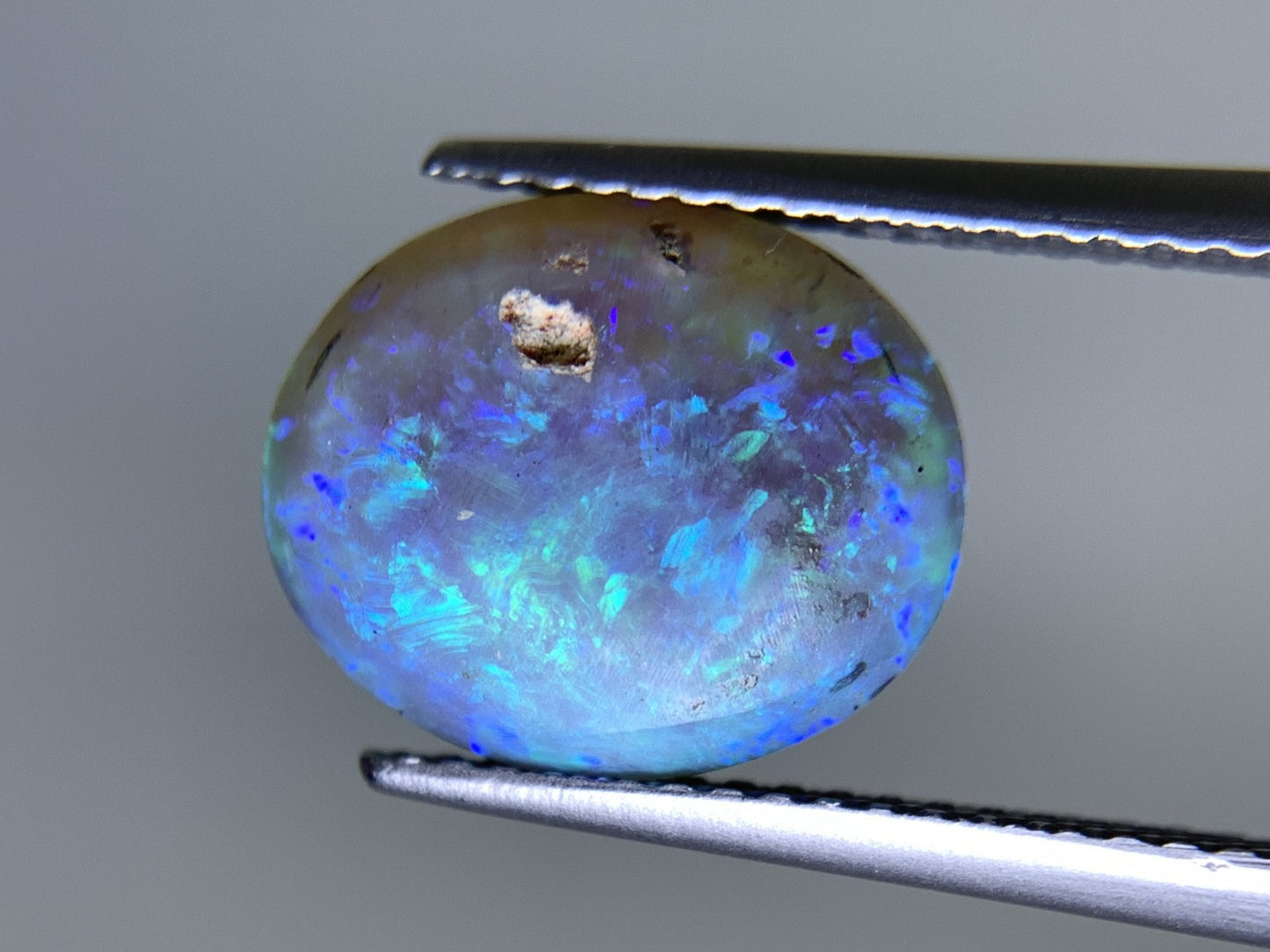 ブラックオパール 天然 3.657ct 宝石ソーティング付き 11.9㎜×10.0㎜×5.1㎜ ルース（ 裸石 ） 6834Y