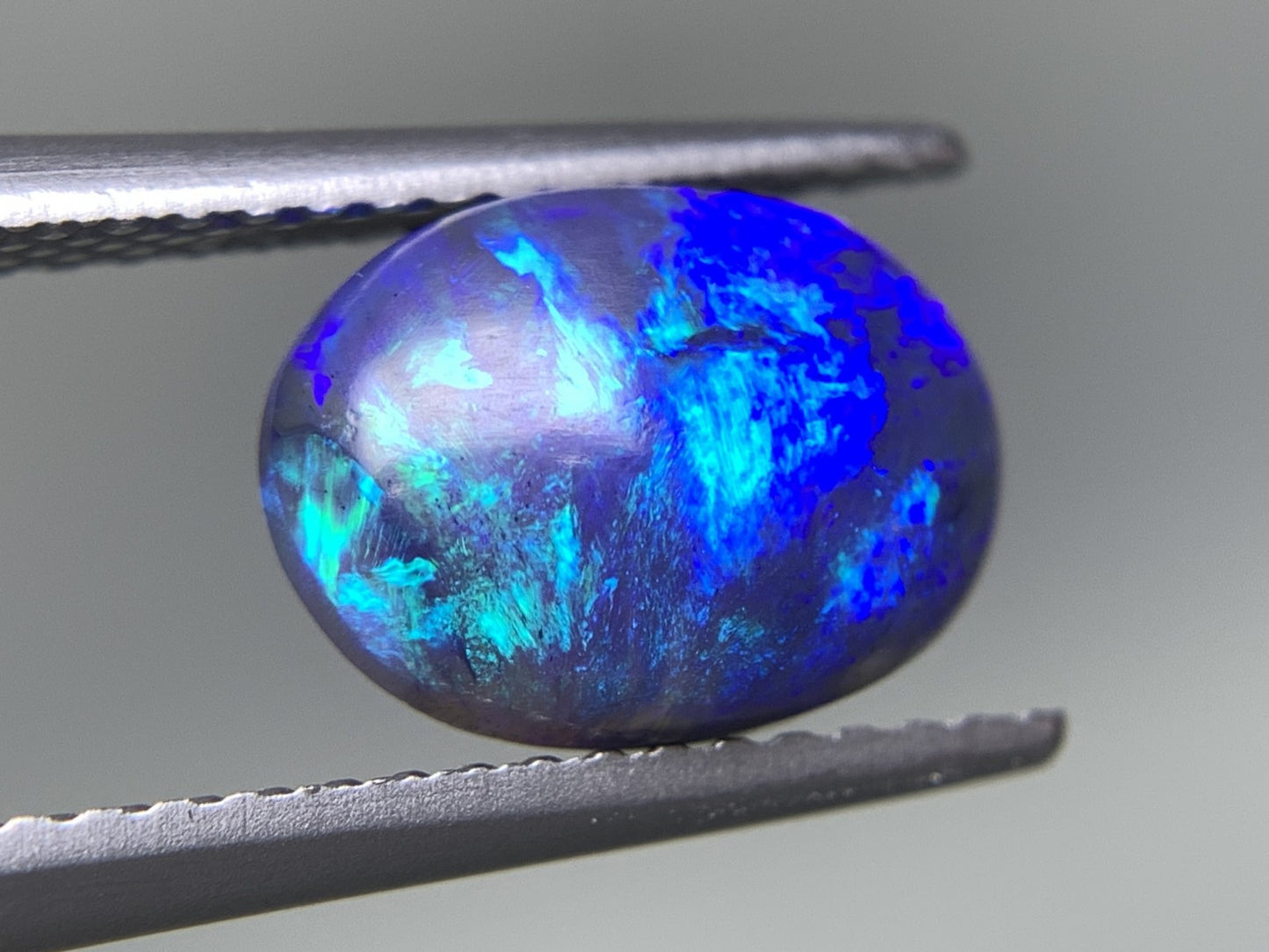 ブラックオパール  天然  1.766ct  宝石ソーティング付き  10.1㎜×7.1㎜×4.1㎜  ラッピング無料  ルース（ 裸石 ）  5004Y