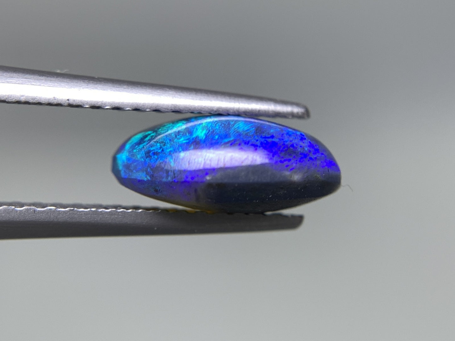 ブラックオパール  天然  1.766ct  宝石ソーティング付き  10.1㎜×7.1㎜×4.1㎜  ラッピング無料  ルース（ 裸石 ）  5004Y