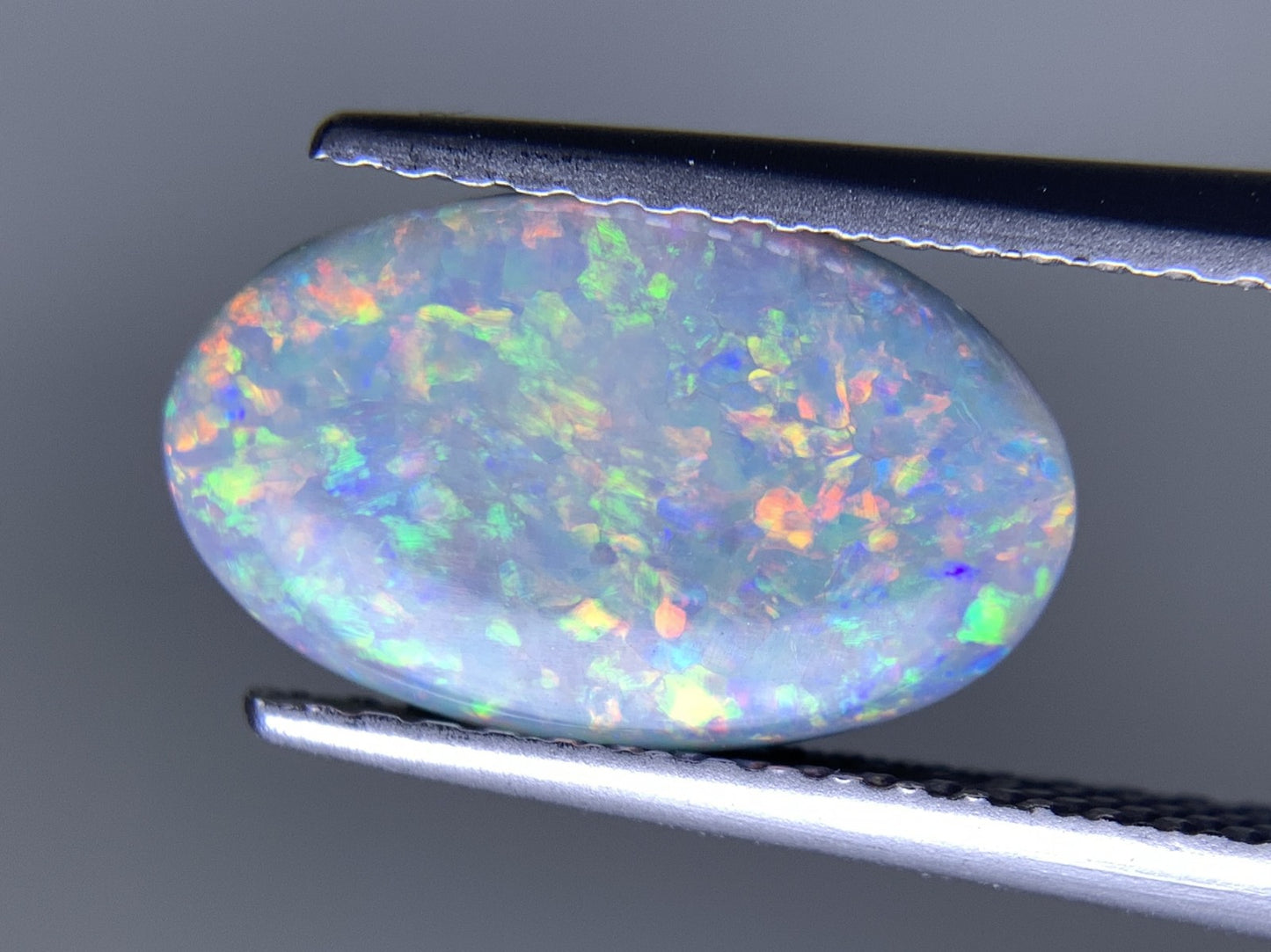ブラックオパール 天然  1.458ct  中央宝石ソーティング付き  12.4㎜×7.6㎜×2.4㎜  ルース（ 裸石 ） 5802Y
