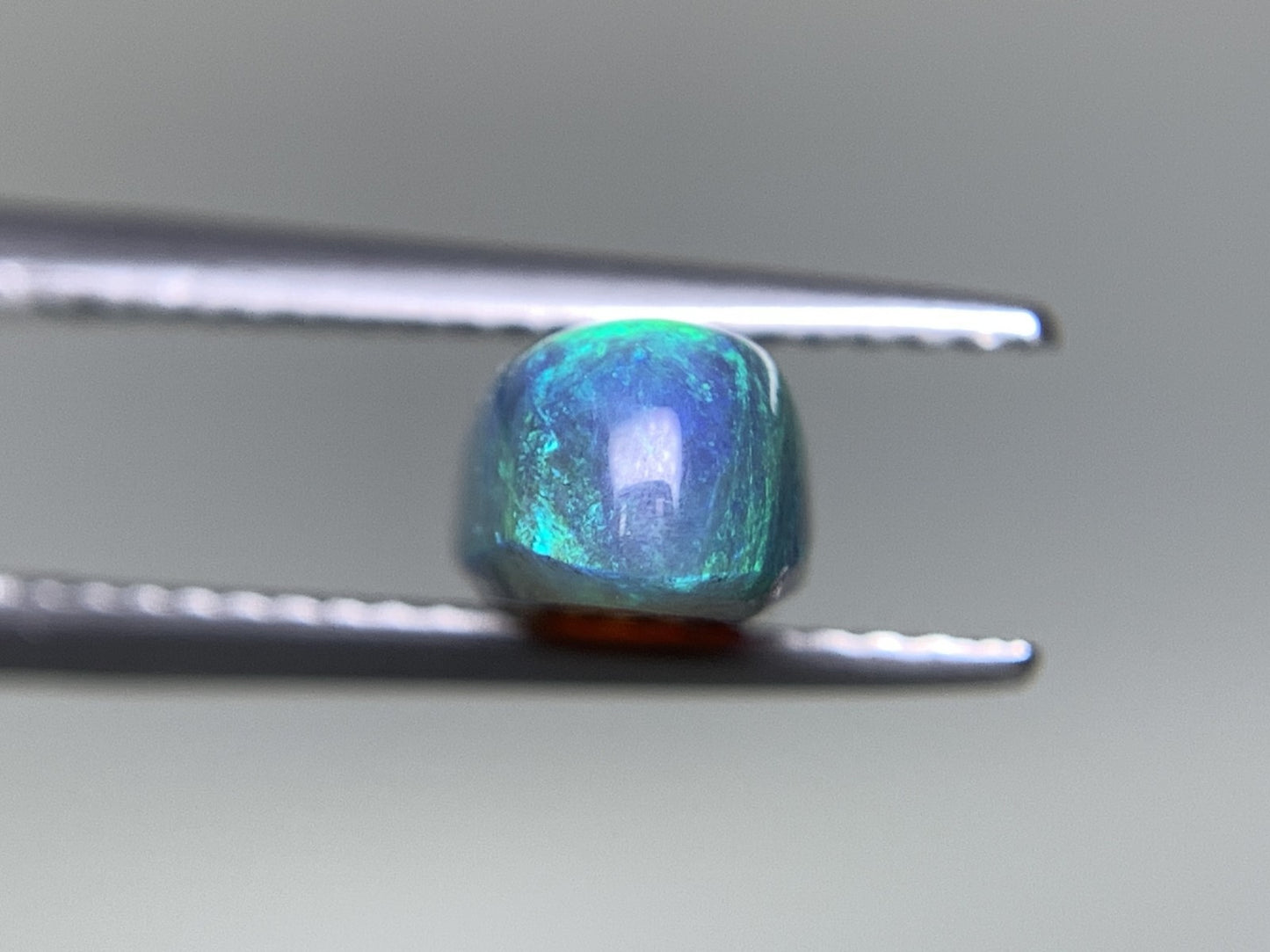 ブラックオパール  天然  2.898ct  宝石ソーティング付き  14.9㎜×5.7㎜×4.7㎜  ラッピング無料  ルース（ 裸石 ）  5023Y
