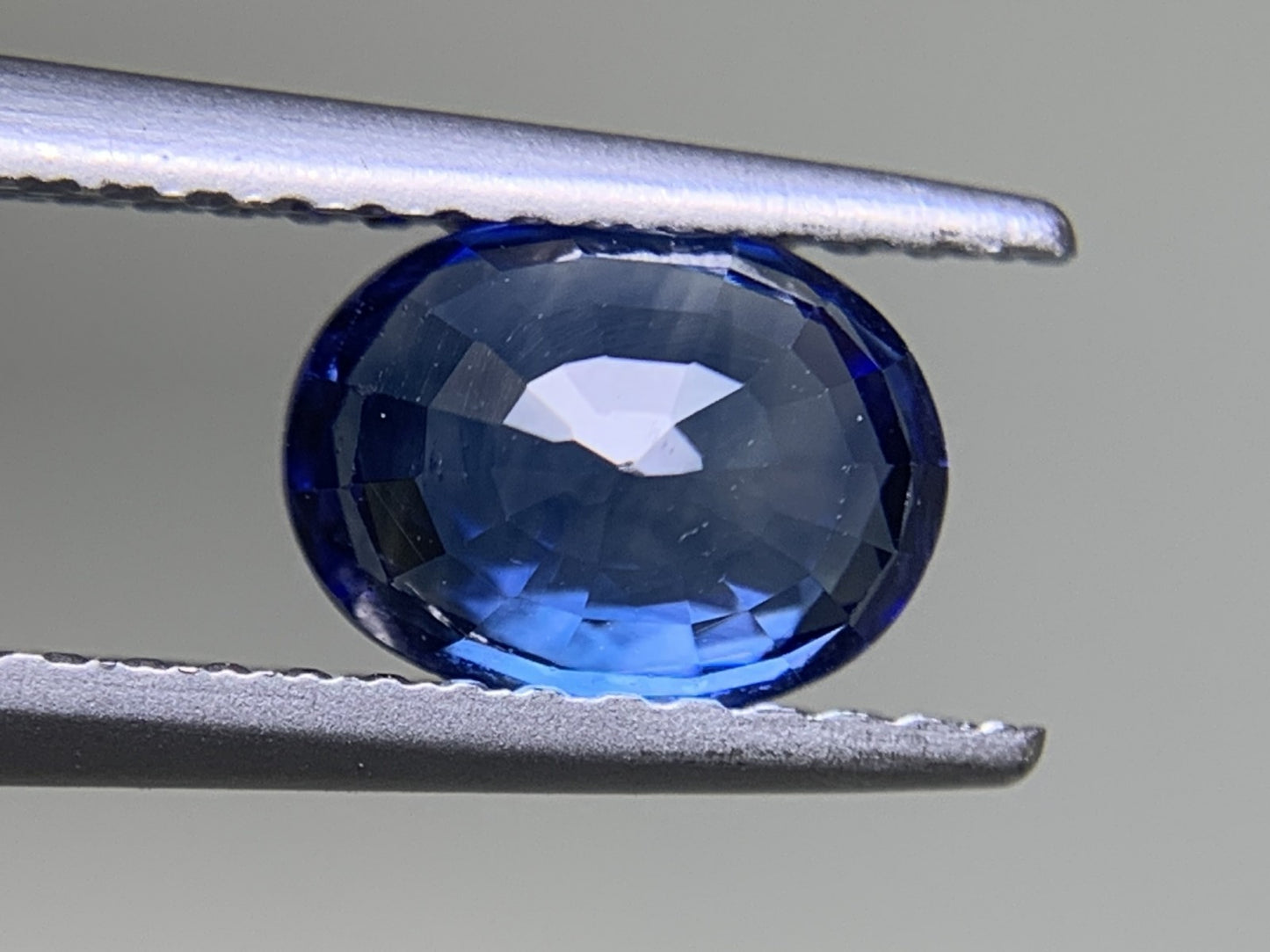 サファイア 1.398ct  宝石ソーティング付き  7.1㎜×5.5㎜×3.6㎜  ルース（ 裸石 ） 1591Y