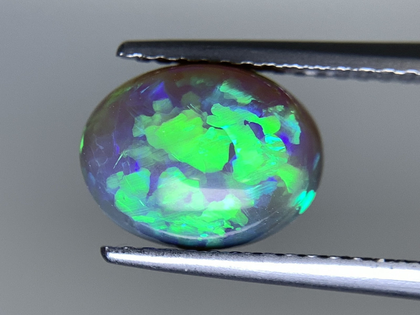ブラックオパール 天然 2.123ct 宝石ソーティング付き 9.7㎜×7.3㎜×4.6㎜ ルース（ 裸石 ） 6727Y