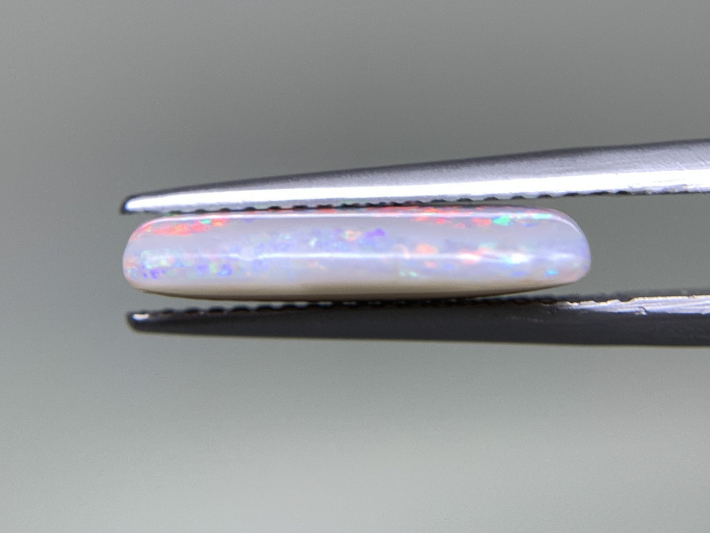 ブラックオパール 天然 3.993ct 宝石ソーティング付き 15.0㎜×10.6㎜×3.3㎜ ラッピング無料 ルース（ 裸石 ） 4880Y