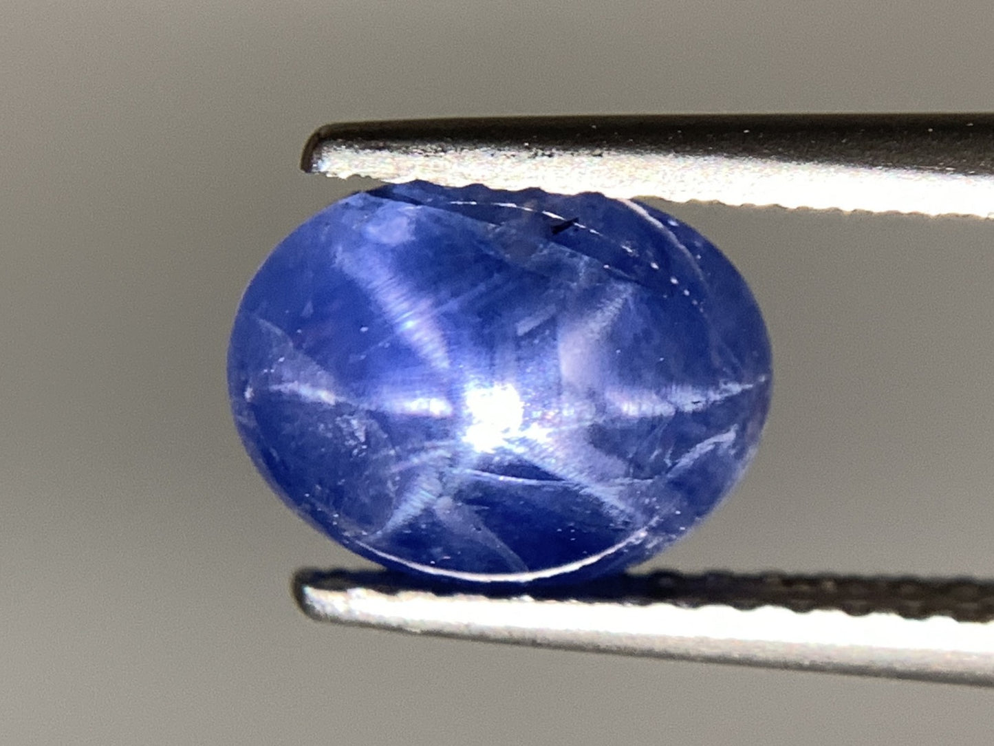 スターサファイア 天然 3.623ct 宝石ソーティング付き 8.3㎜×6.5㎜×5.8㎜ ルース（ 裸石 ） 6841Y