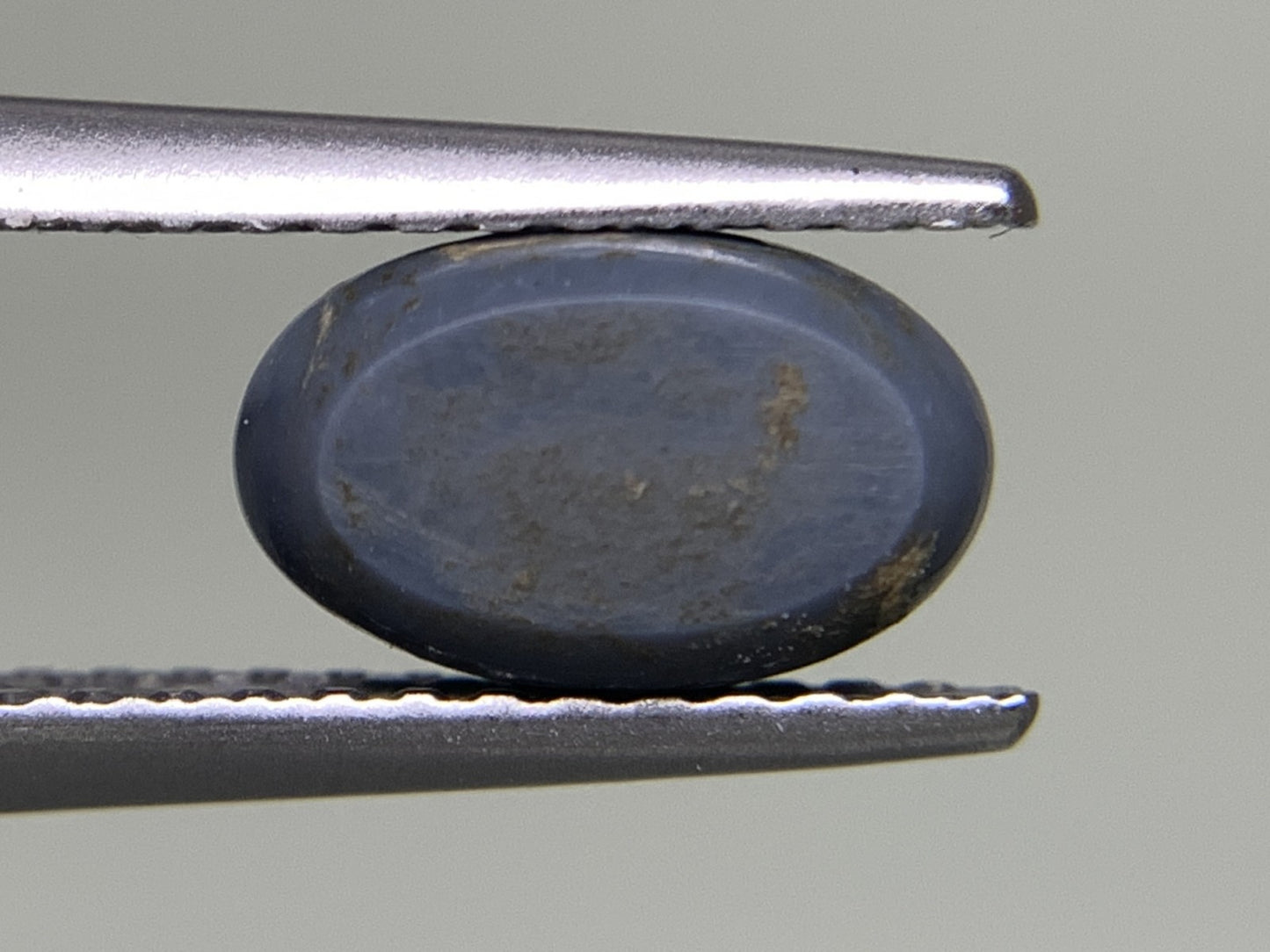 ブラックオパール 0.935ct 宝石ソーティング付き  8.0㎜×5.0㎜×3.3㎜  ルース（ 裸石 ） 2527Y