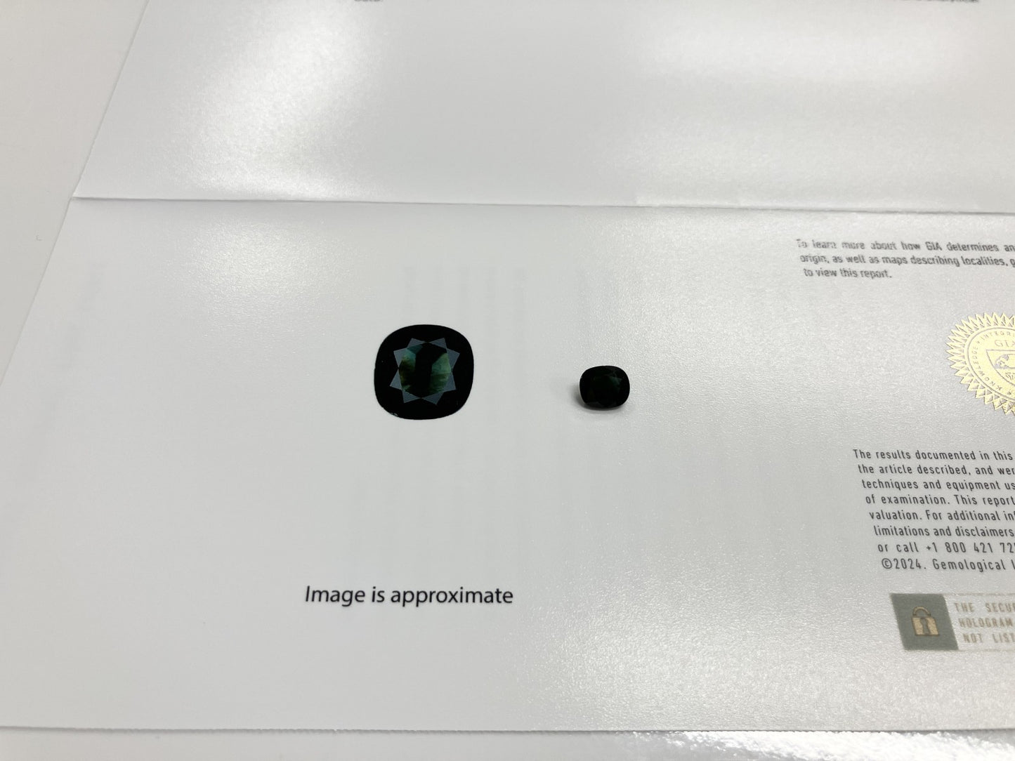 天然サファイア 非加熱 タイ産 1.74ct GIA鑑別書付き  7.93㎜×6.78㎜×3.38㎜ ルース（ 裸石 ） 2398S