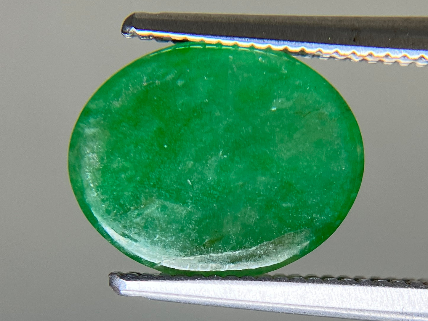 ひすい（ヒスイ 翡翠） 天然 2.377ct 宝石ソーティング付き 10.7㎜×8.6㎜×2.7㎜ ルース（ 裸石 ） 7178YY
