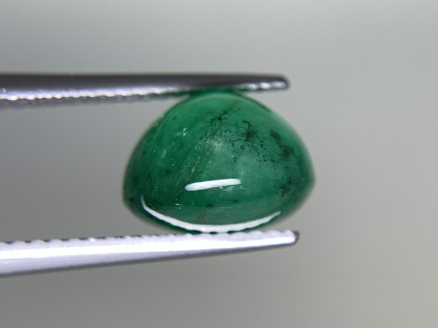 エメラルド 天然 5.991ct 中央宝石ソーティング付き 11.6㎜×9.9㎜×7.5㎜ 天然 ルース（ 裸石 ） 5031Y