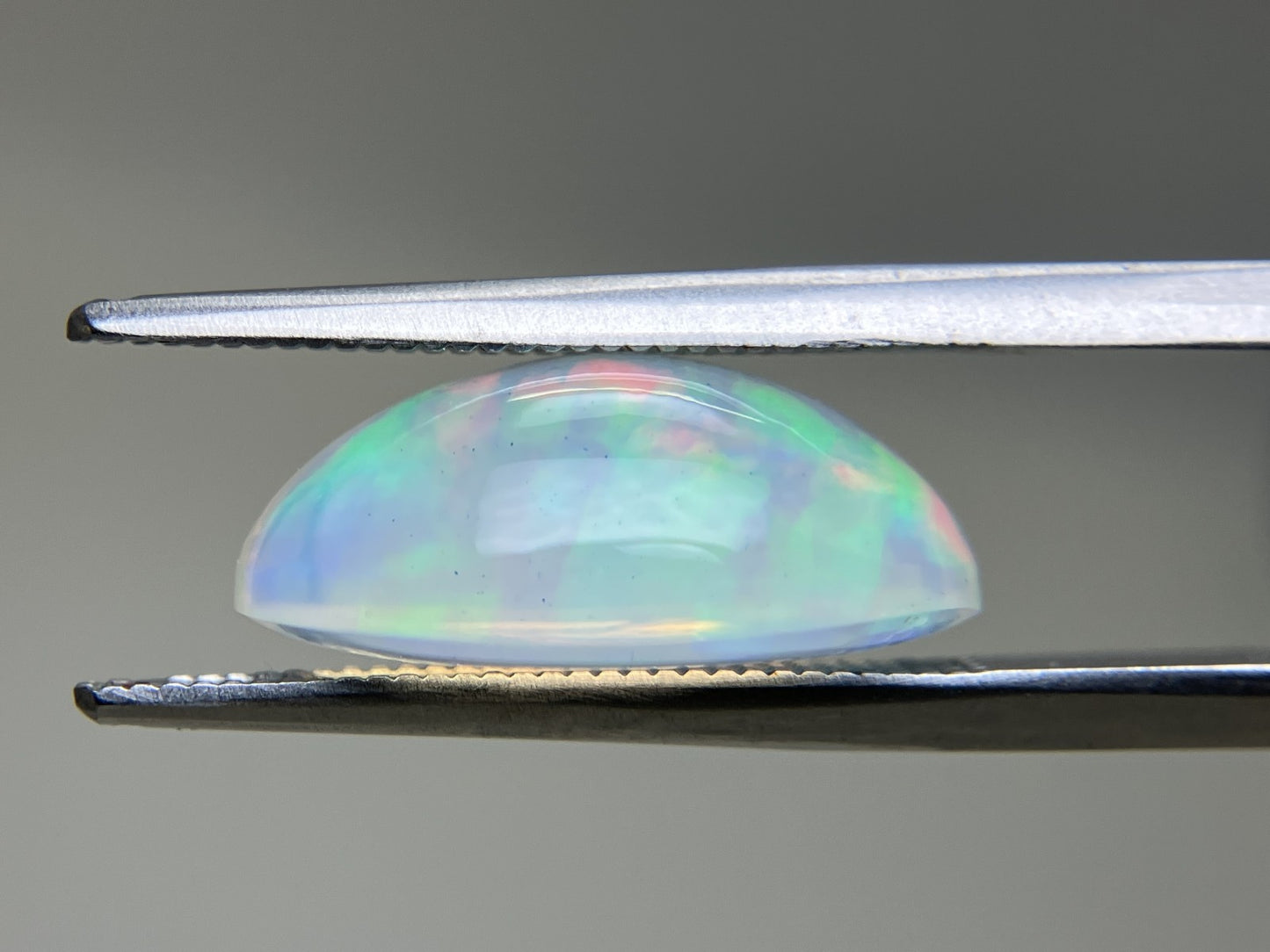 オパール 4.452ct  宝石ソーティング付き  15.5㎜×10.5㎜×6.3㎜  ルース（ 裸石 ） 4313YY