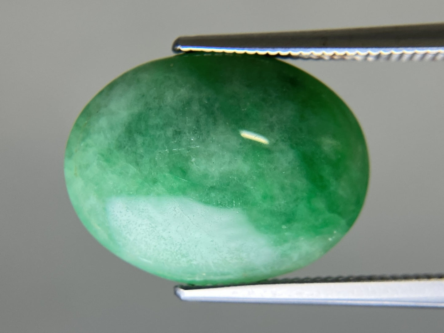 ひすい（ヒスイ 翡翠） 天然 13.593ct 宝石ソーティング付き 16.6㎜×12.8㎜×7.1㎜ ルース（ 裸石 ） 7169YY