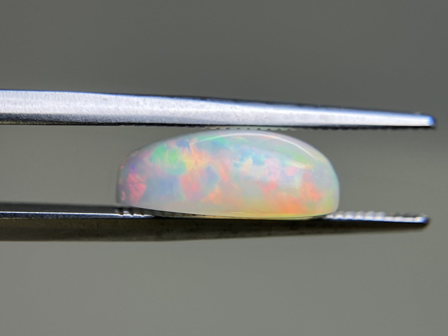 オパール 2.806ct 宝石ソーティング付き 12.7㎜×8.6㎜×4.7㎜ ルース（ 裸石 ） 4295YY