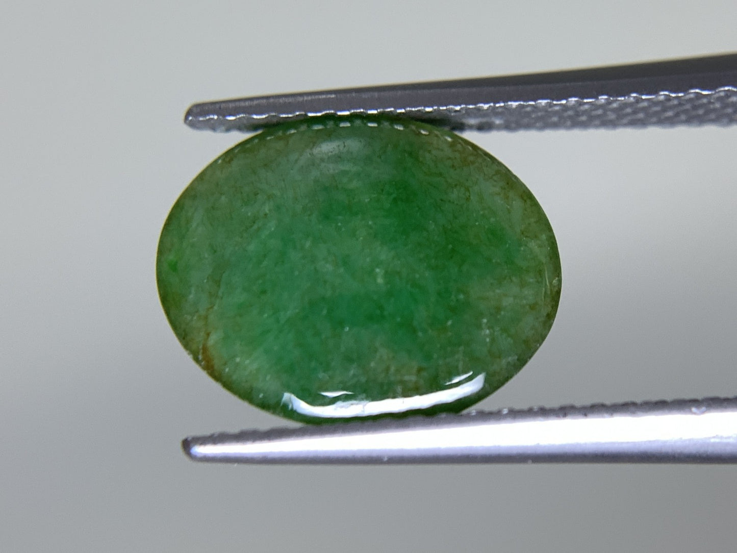 ヒスイ 翡翠 天然 4.438ct 宝石ソーティング付き 11.8㎜×9.7㎜×4.7㎜ ルース（ 裸石 ） 4867Y