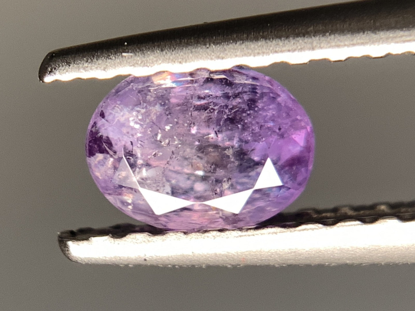 アレキサンドライト 天然  0.402ct  中央宝石ソーティング付き  5.14㎜×3.95㎜×2.51㎜  ルース（ 裸石 ） 5903Y