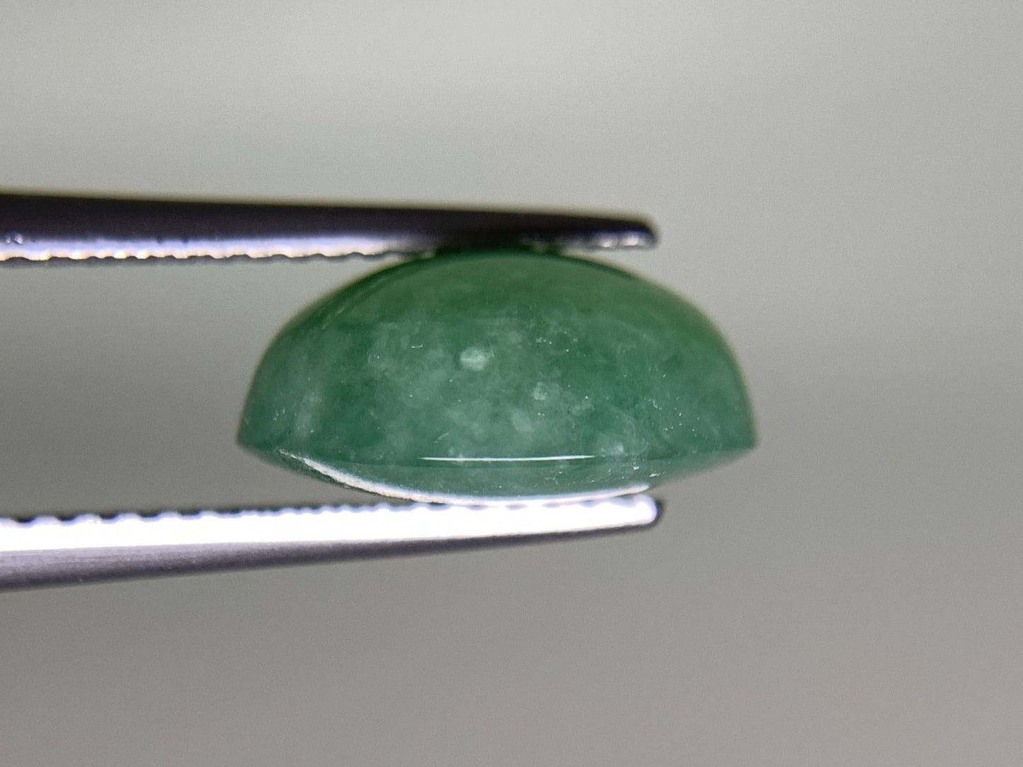 ヒスイ 翡翠 天然 6.056ct 宝石ソーティング付き 11.9㎜×10.0㎜×5.7㎜ ルース（ 裸石 ） 4847Y