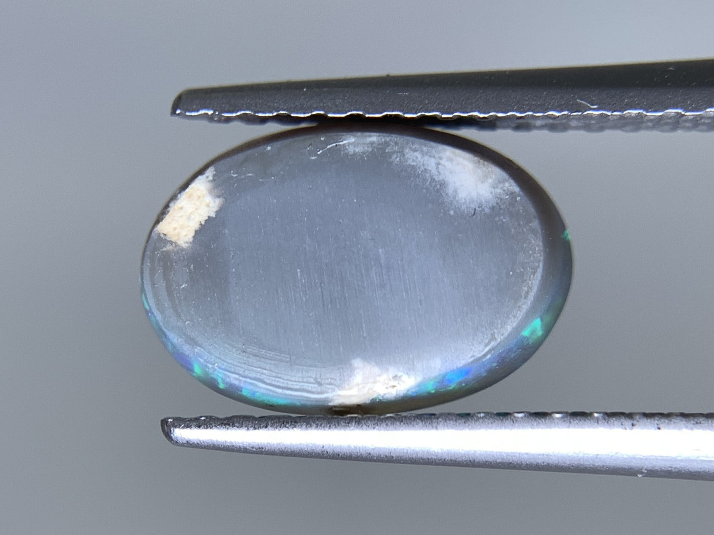 ブラックオパール 天然 1.461ct 中央宝石ソーティング付き 10.3㎜×6.9㎜×2.9㎜ ルース（ 裸石 ） 6837Y