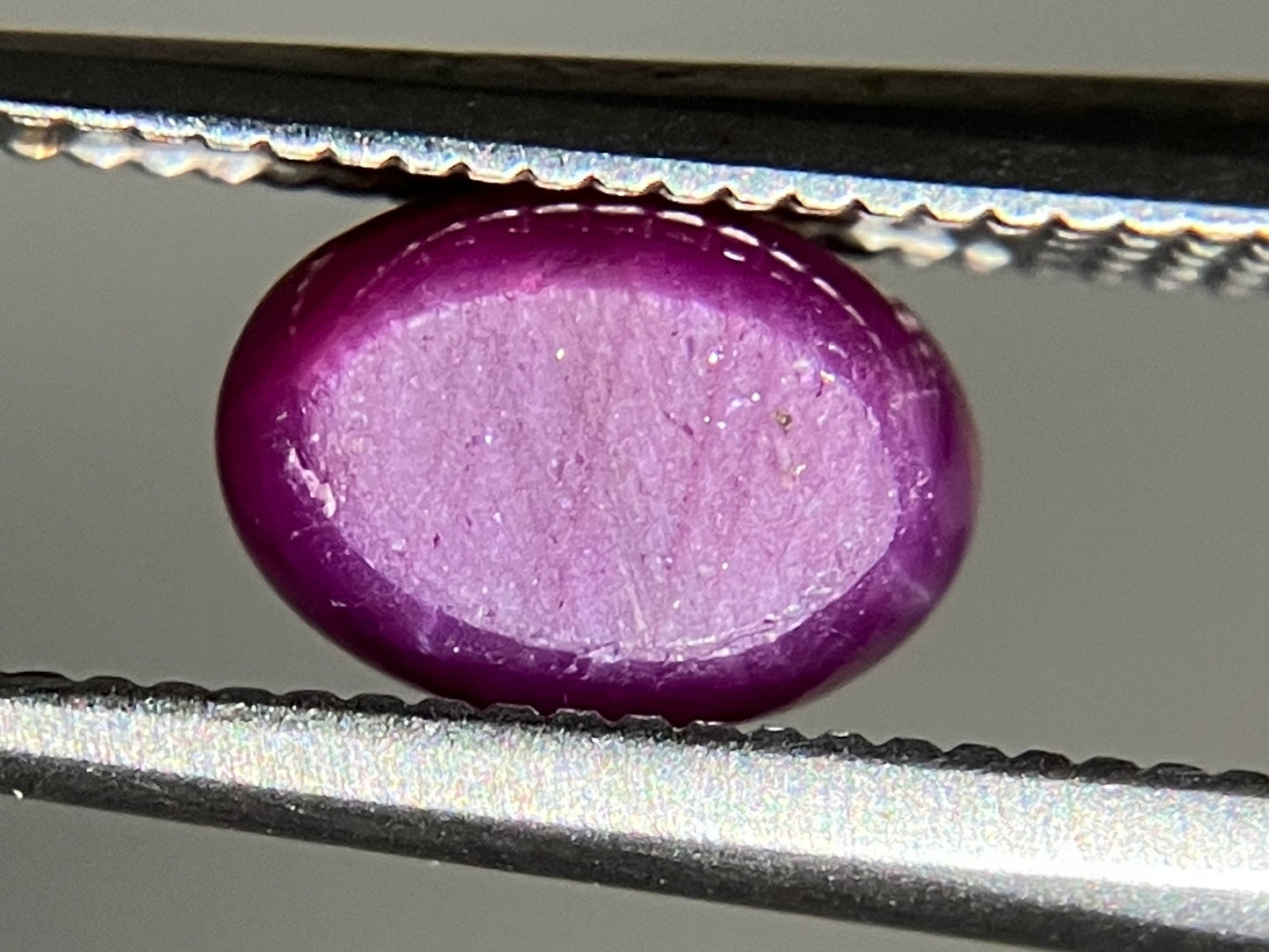 スターサファイア 1.671ct  宝石ソーティング付き  6.8㎜×4.8㎜×4.2㎜  ルース（ 裸石 ） 2739YY