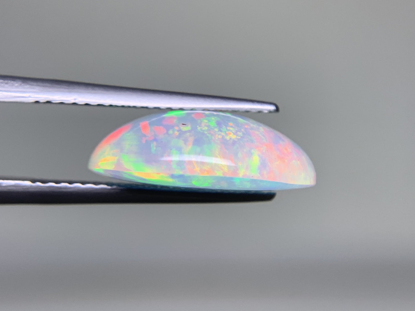 オパール 4.250ct 宝石ソーティング付き  15.7㎜×11.0㎜×5.4㎜  ルース（ 裸石 ） 3886Y