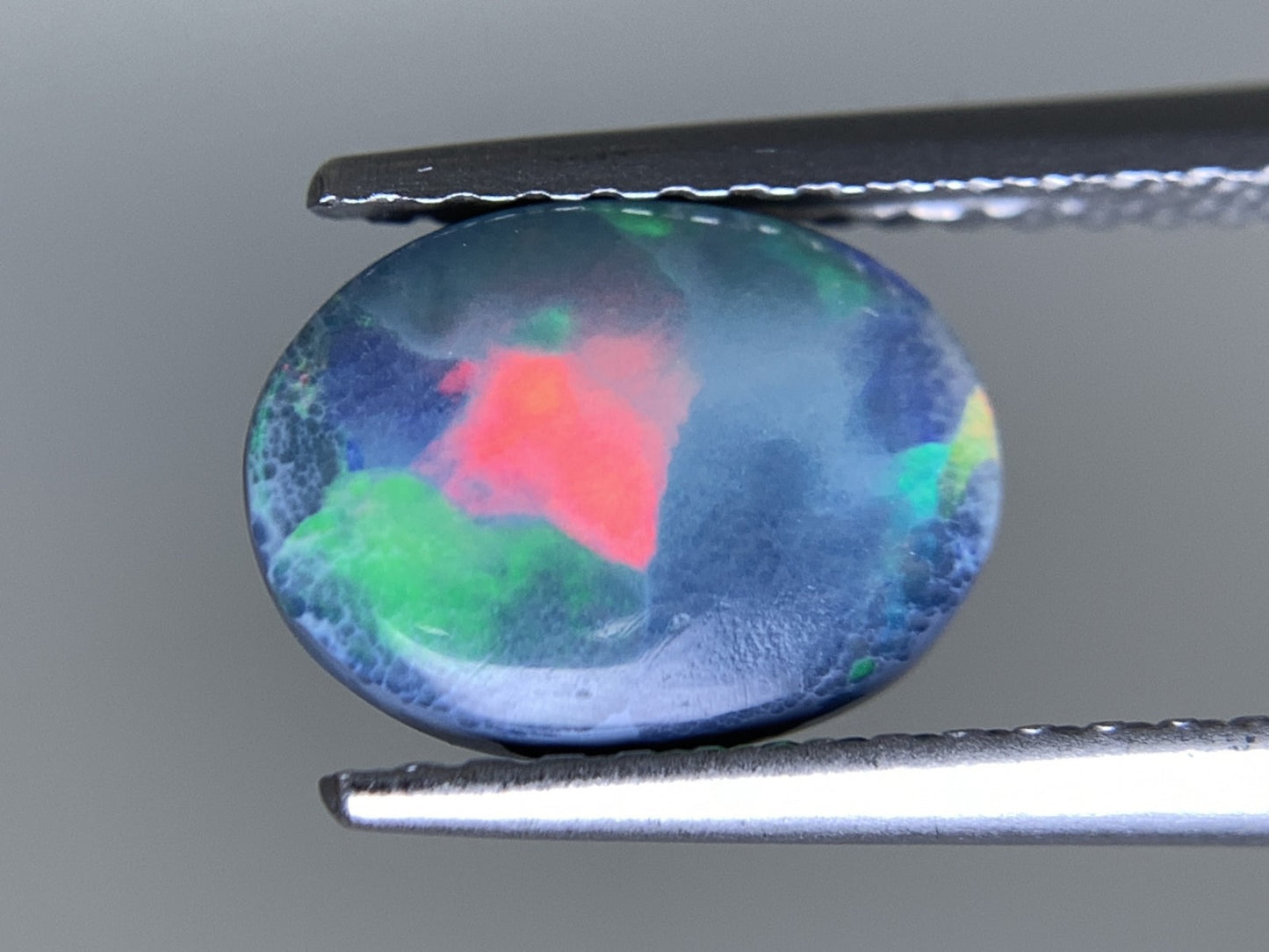 ブラックオパール 天然 1.542ct 中央宝石ソーティング付き 9.1㎜×6.8㎜×3.6㎜ ルース（ 裸石 ） 6836Y
