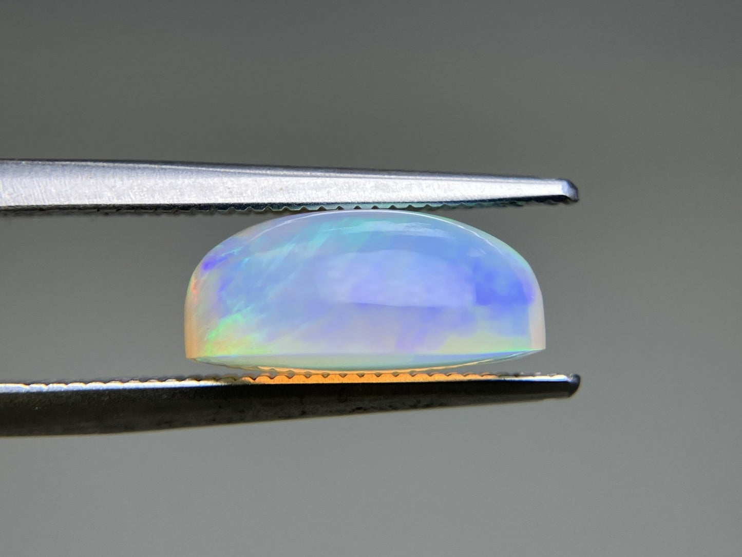 オパール 2.939ct  宝石ソーティング付き  12.0㎜×8.0㎜×5.3㎜  ルース（ 裸石 ） 4420YY