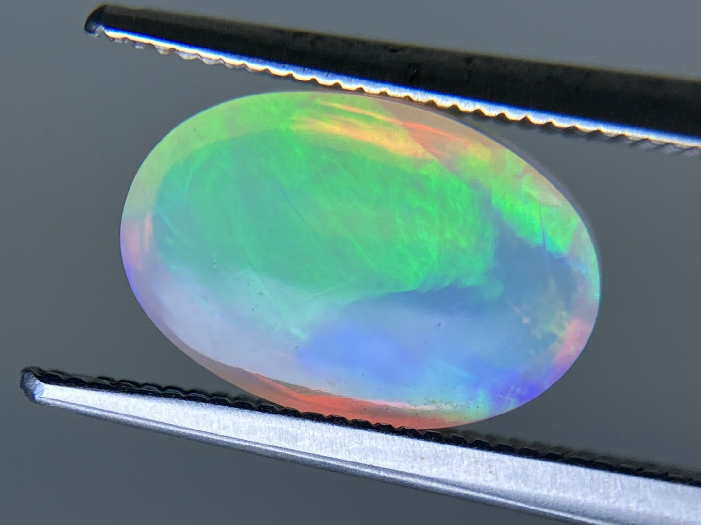 オパール 2.939ct  宝石ソーティング付き  12.0㎜×8.0㎜×5.3㎜  ルース（ 裸石 ） 4420YY
