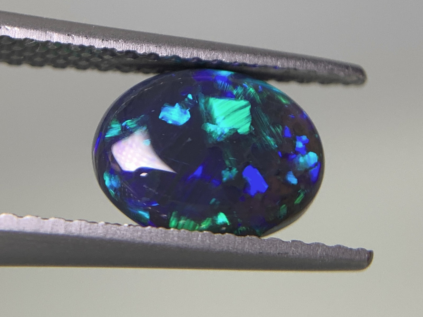 ブラックオパール 1.515ct 宝石ソーティング付き  9.0㎜×7.0㎜×3.7㎜  ルース（ 裸石 ） 2476Y