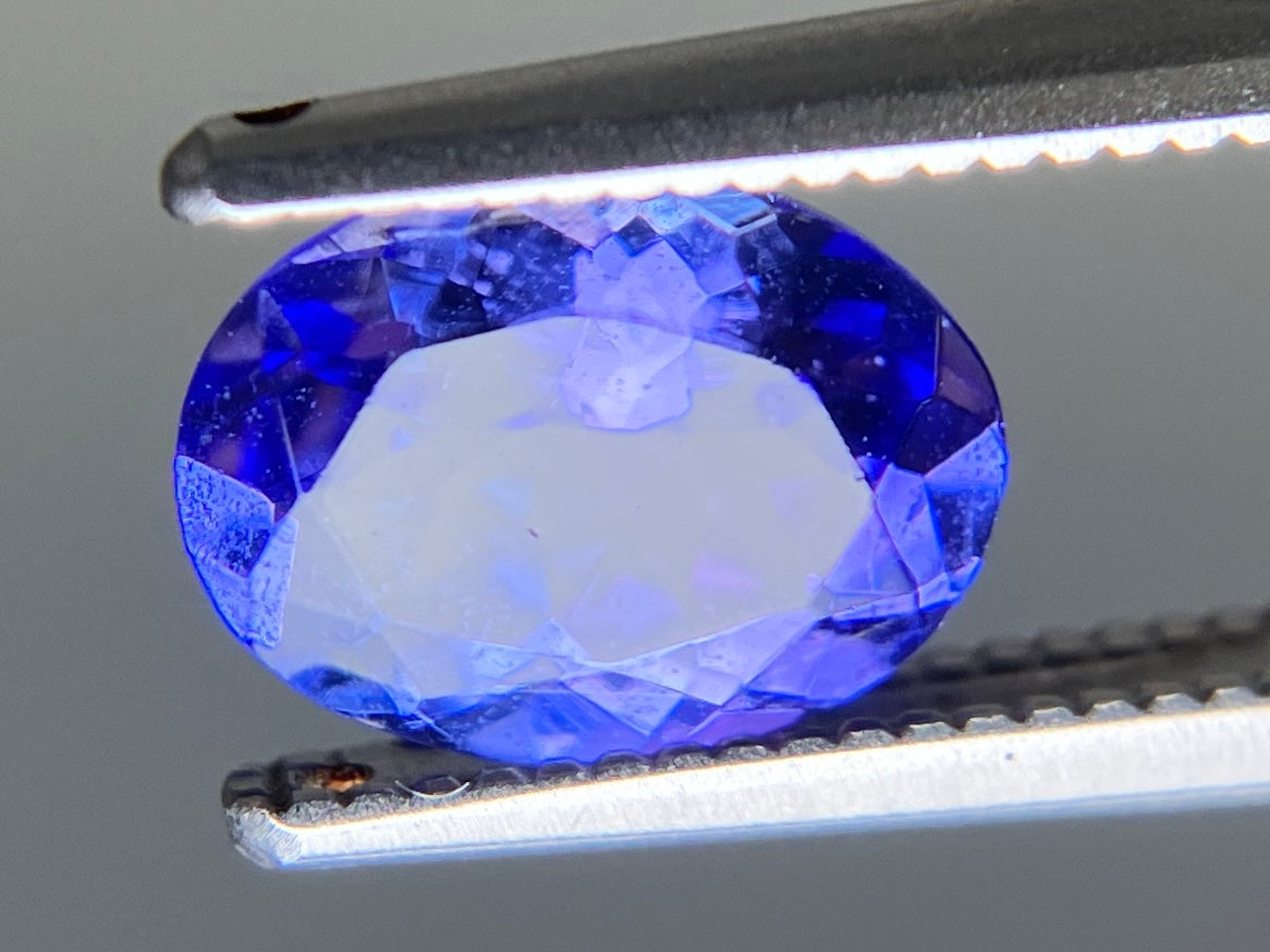 タンザナイト 天然 1.296ct 宝石ソーティング付き 7.9㎜×6.0㎜×3.7㎜ ルース（ 裸石 ） 7383YY