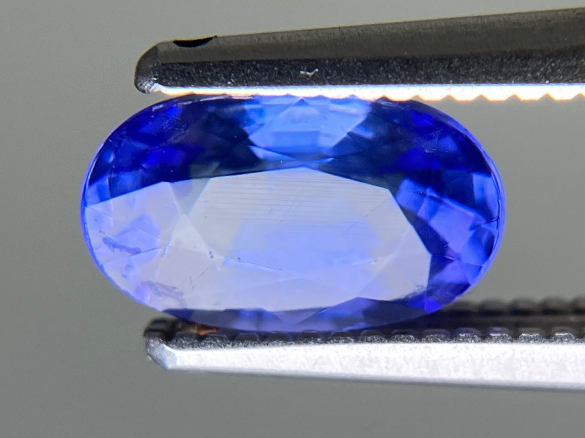 タンザナイト 天然 1.317ct 宝石ソーティング付き 7.9㎜×4.8㎜×4.0㎜ ルース（ 裸石 ） 7385YY