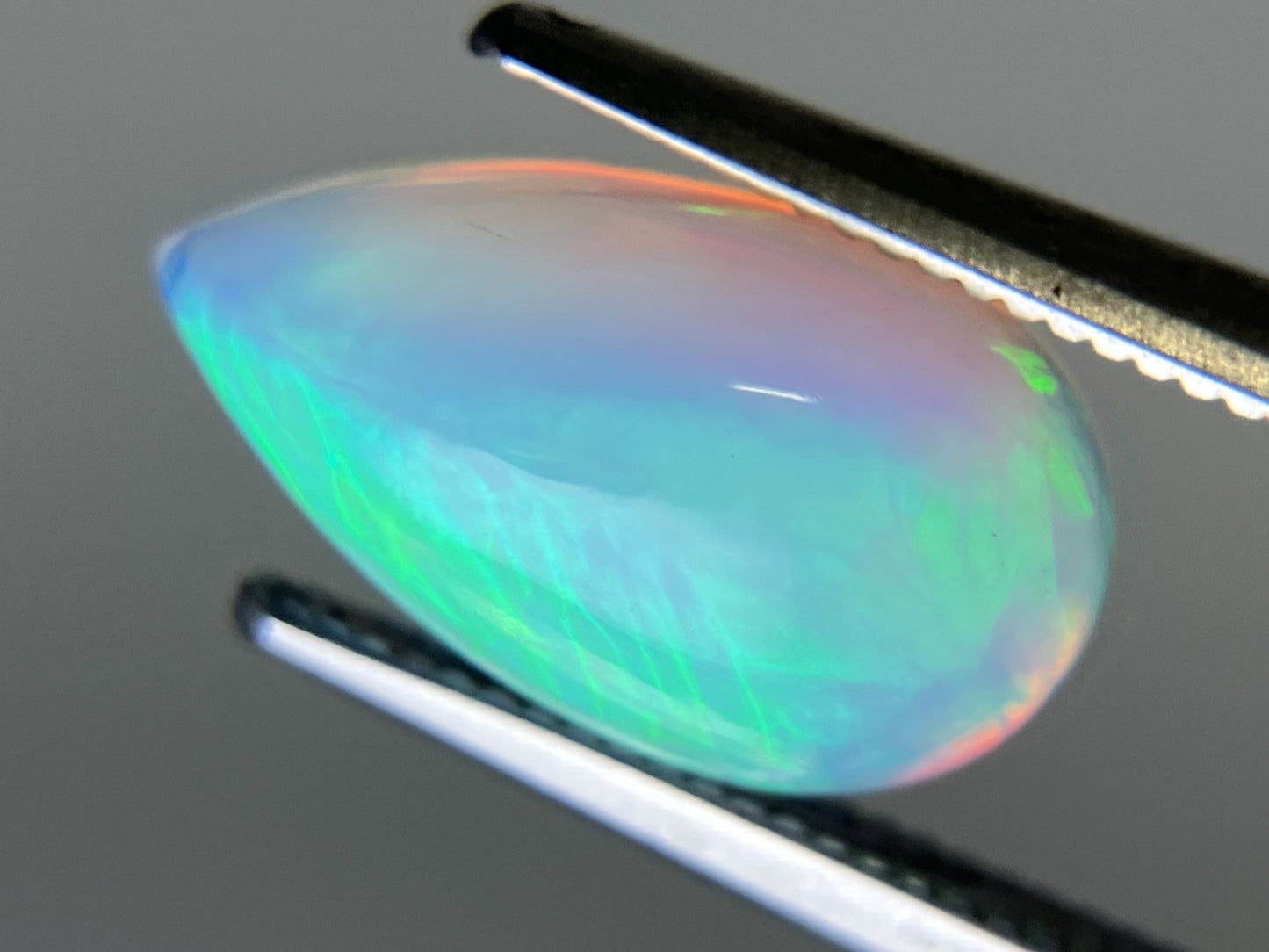 オパール 2.126ct 宝石ソーティング付き 12.9㎜×7.3㎜×4.5㎜ ルース（ 裸石 ） 4428YY